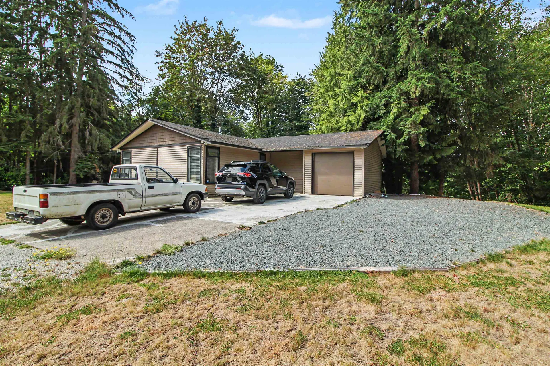 Photo 4 of 40 at 13025 238 Street