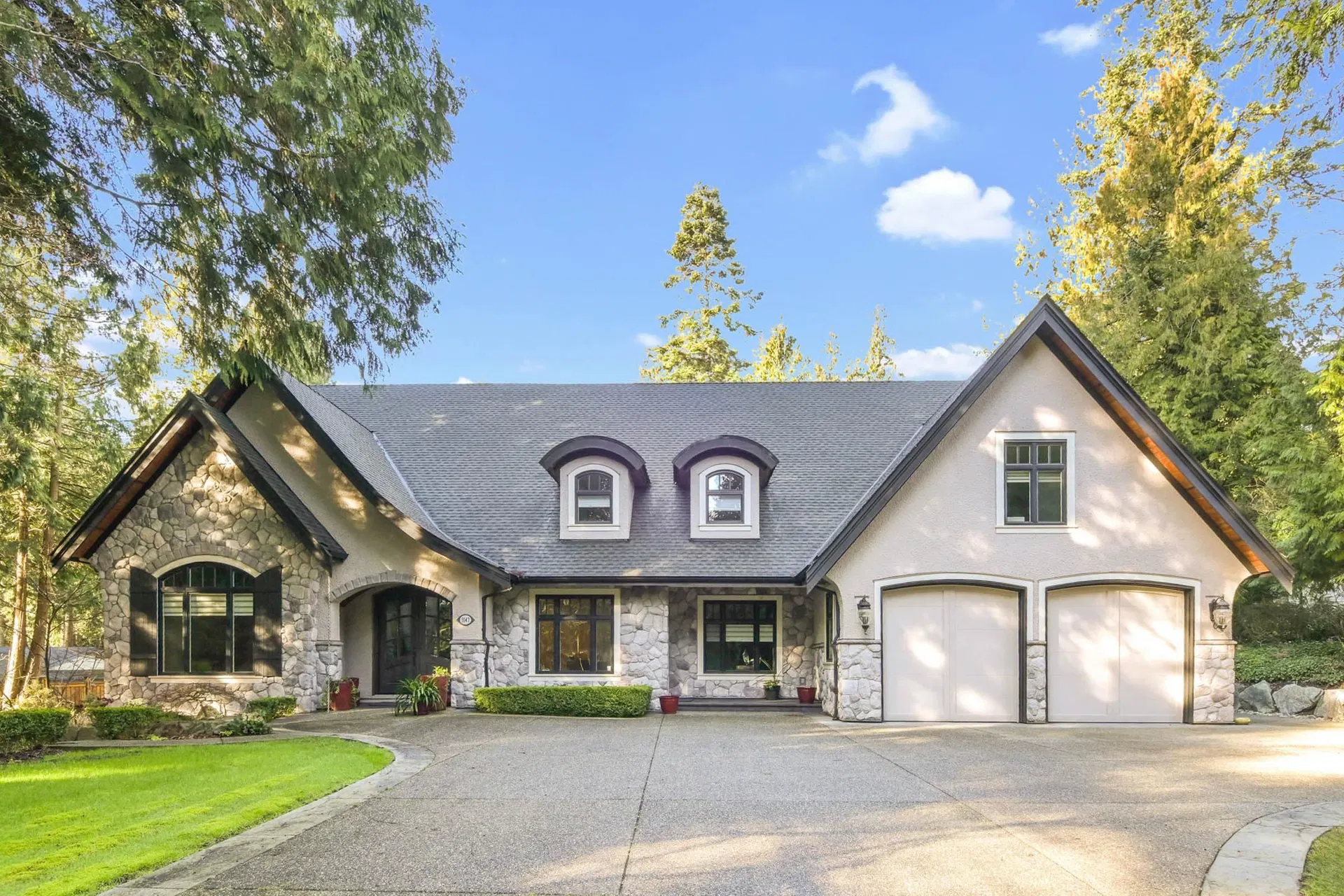 Photo 1 of 40 at 3147 139 Street
