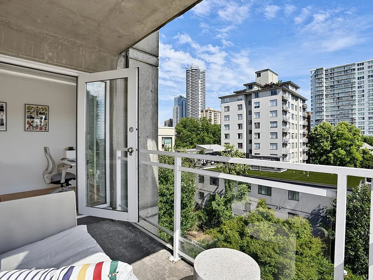 Photo 5 of 20 at #501 – 1150 Bute Street