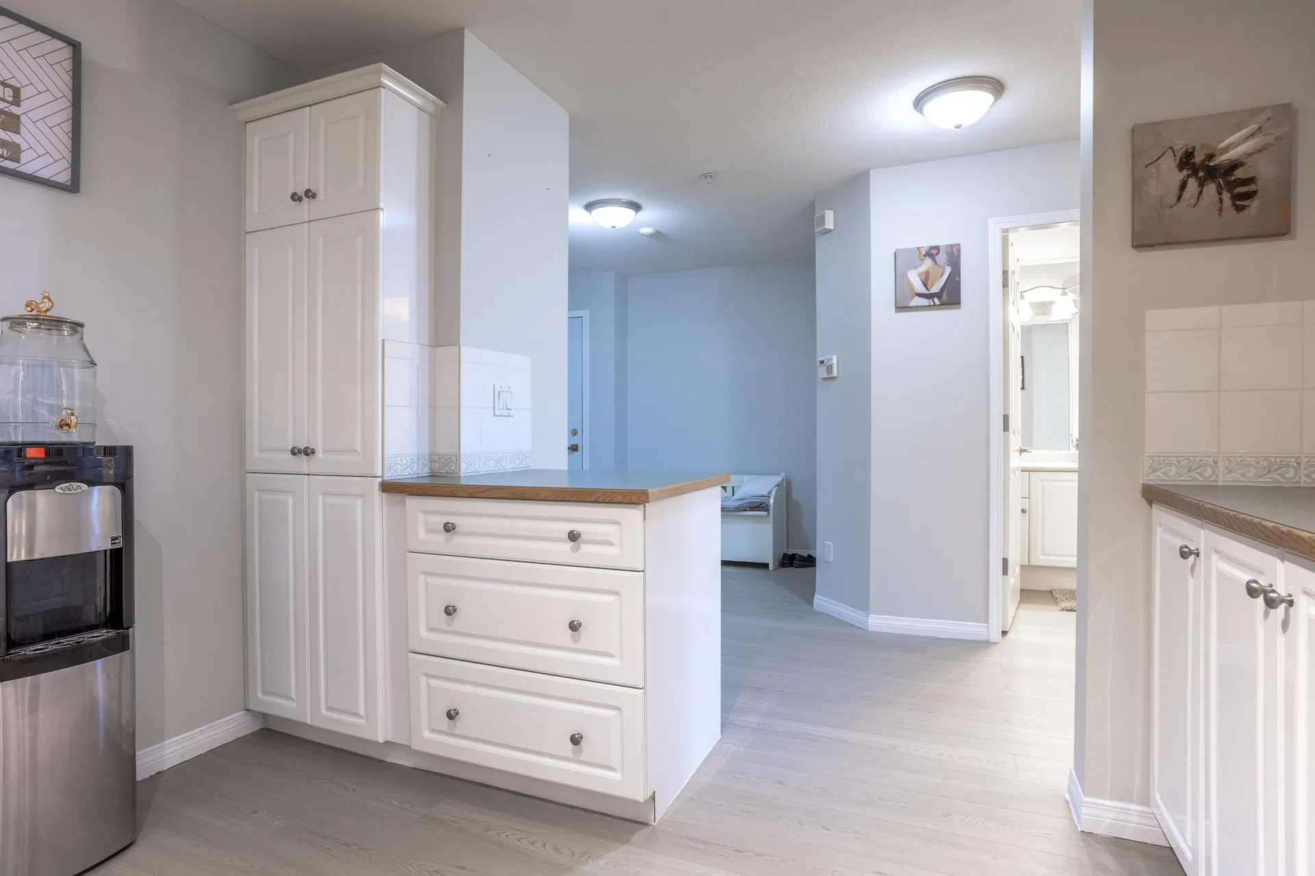 Photo 5 of 39 at #205 – 6557 121 Street