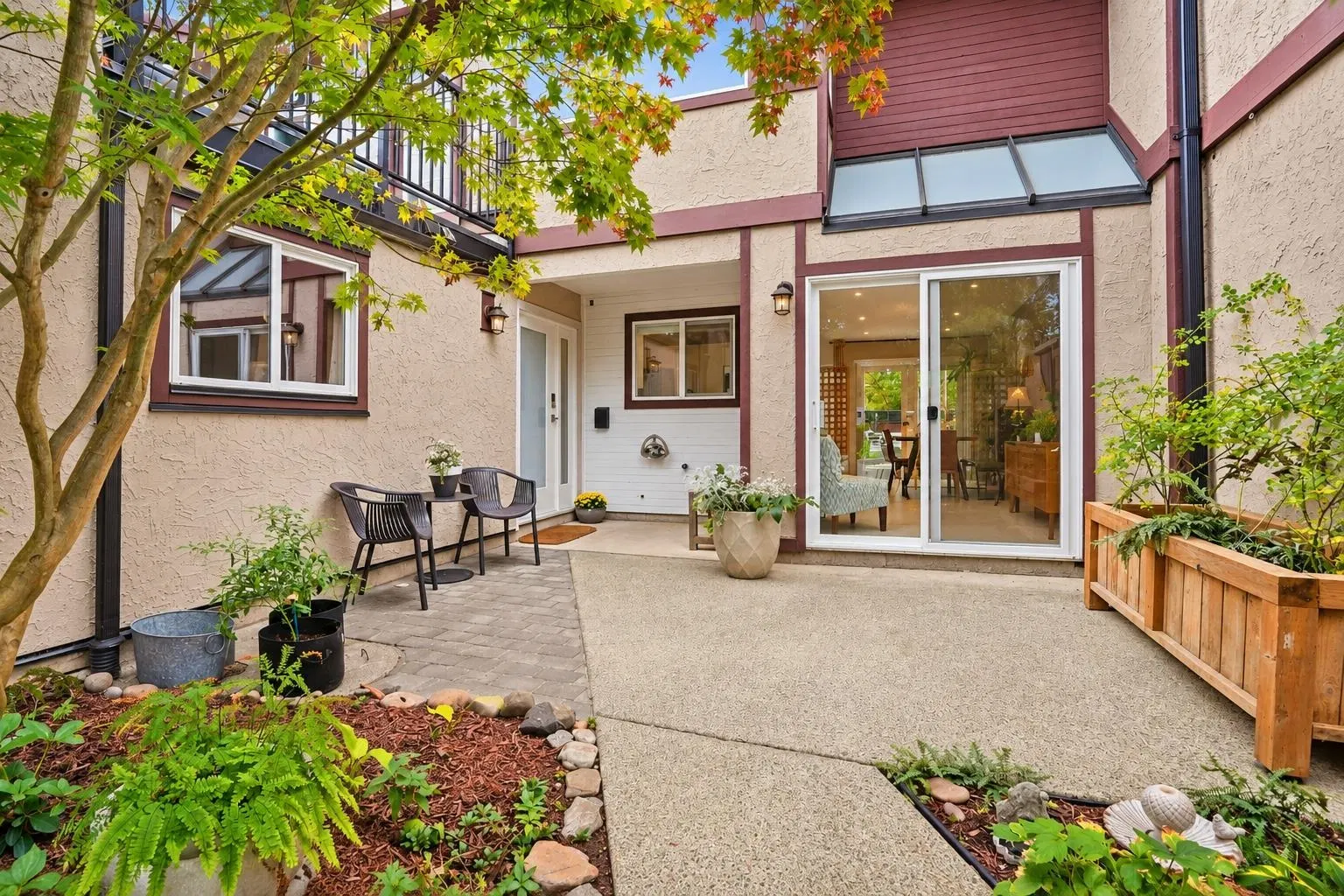 Photo 2 of 40 at #102E – 3655 Shaughnessy Street
