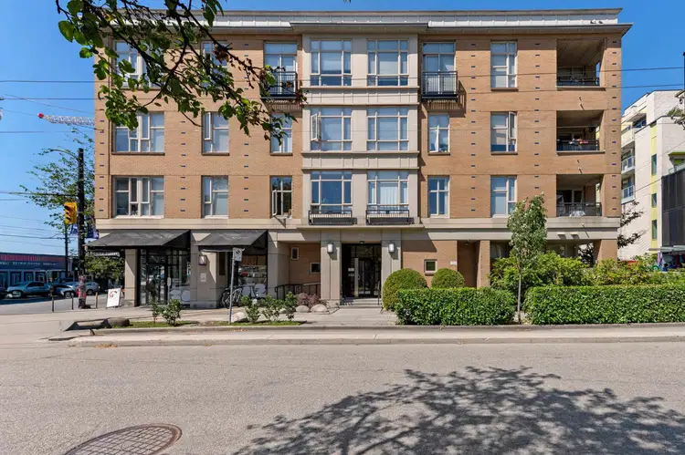 #308 – 205 10th Avenue