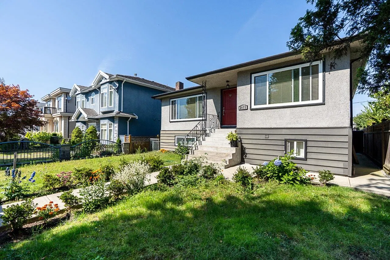 Photo 2 of 35 at 2873 E 54th Avenue