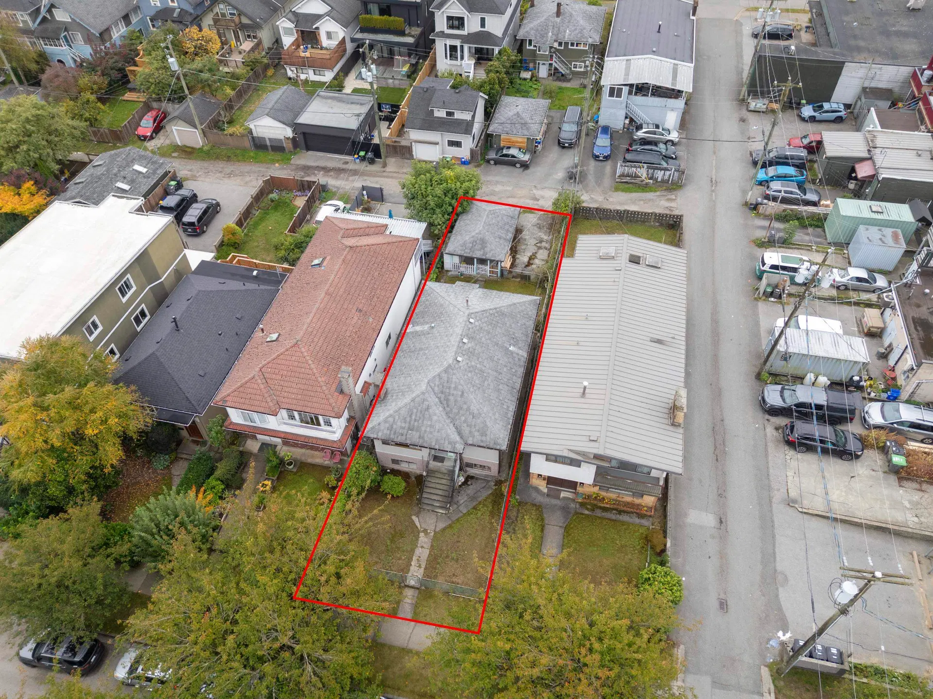Photo 5 of 22 at 238 E 21st Avenue