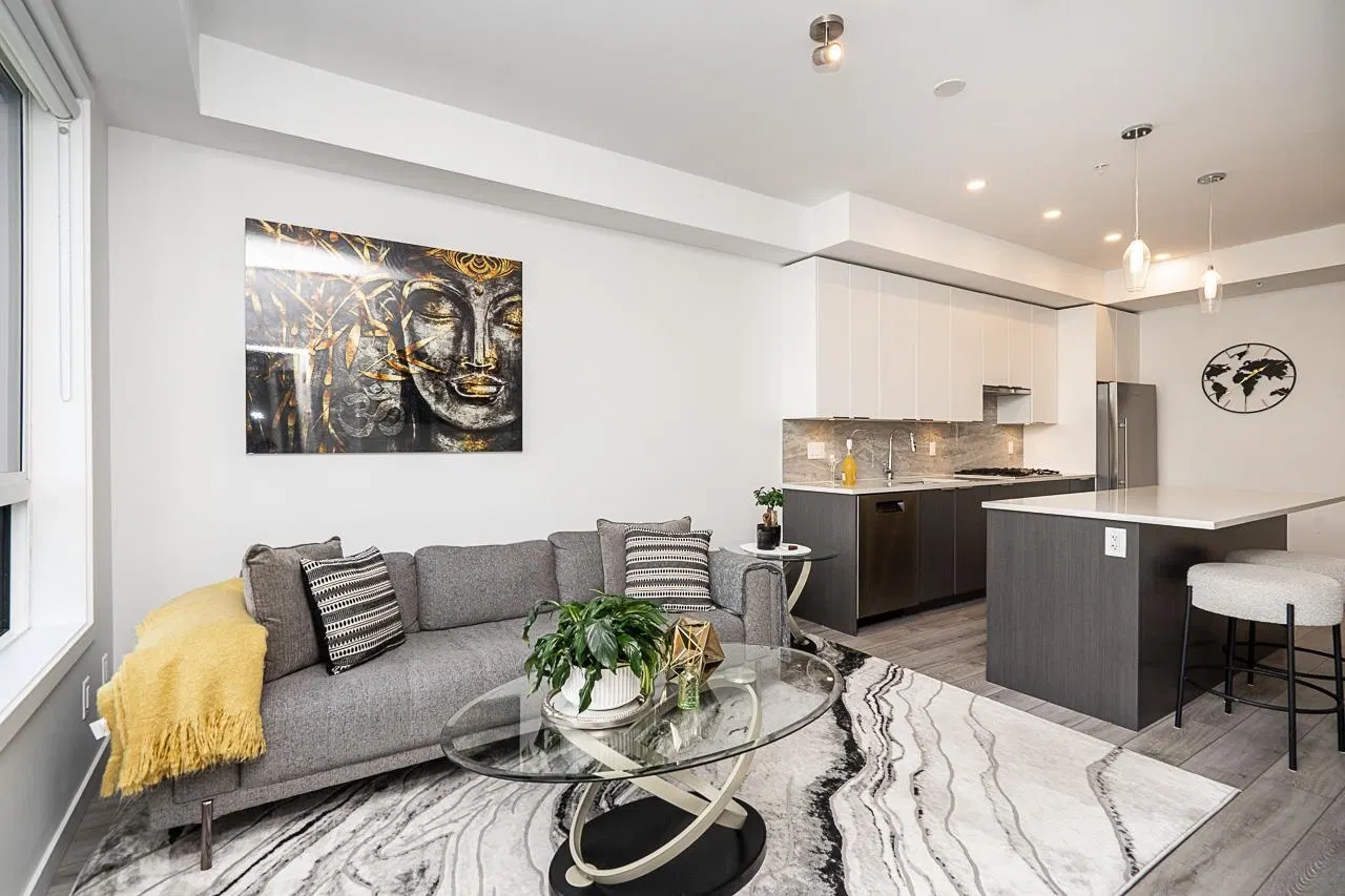 Photo 5 of 33 at #315 – 11641 227 Street