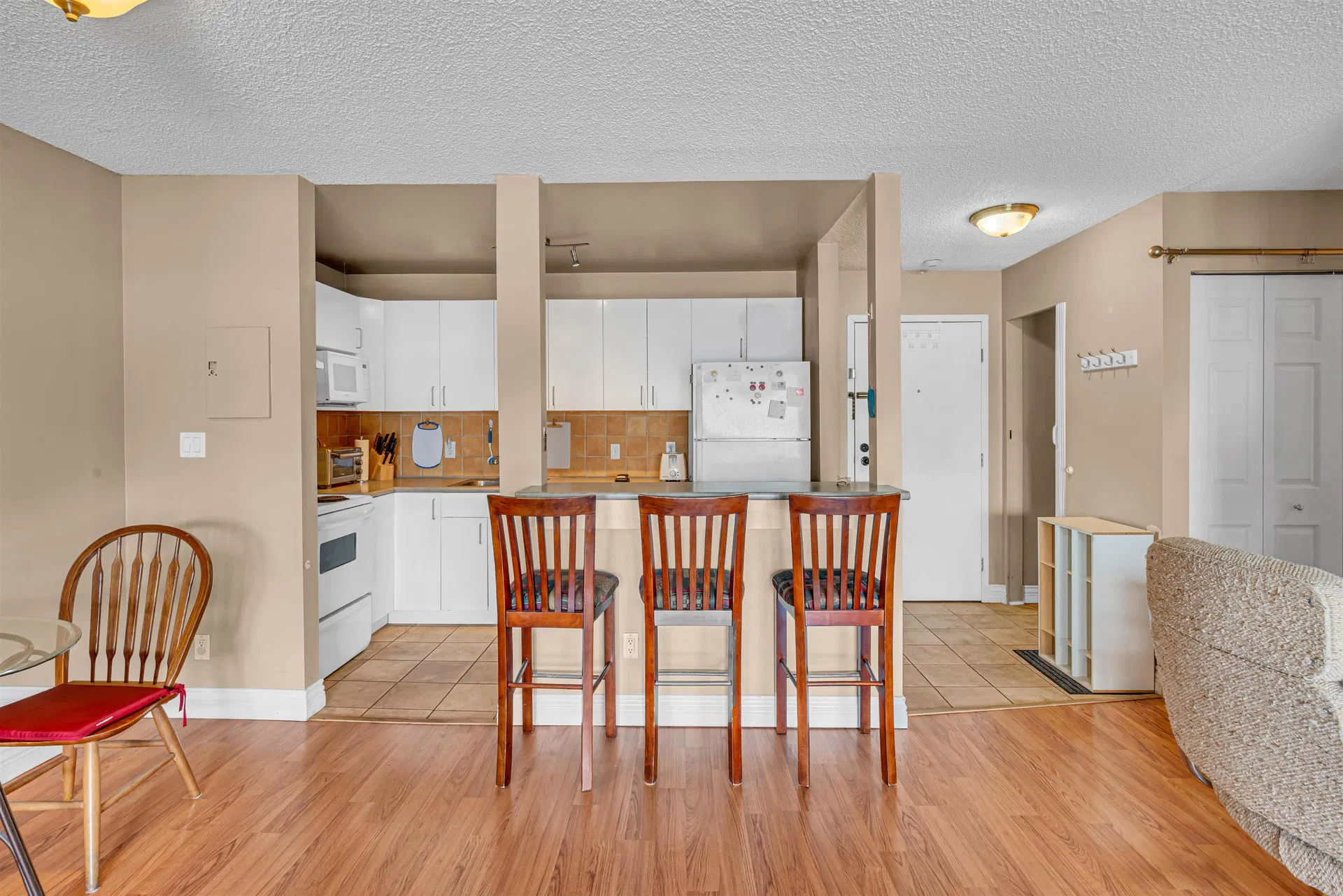 Photo 5 of 19 at #311 – 12170 222 Street