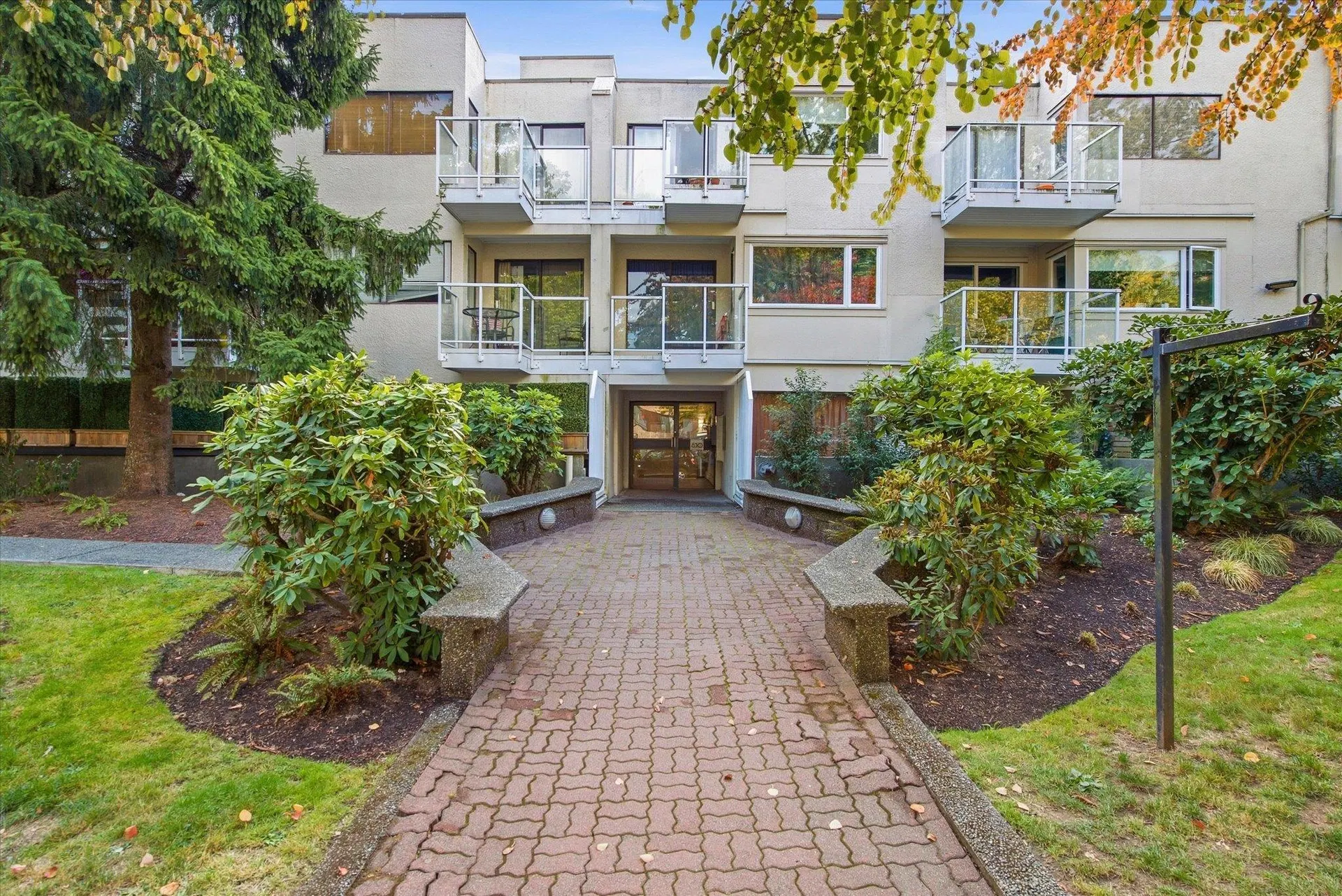 Photo 1 of 24 at #107 – 830 E 7th Avenue