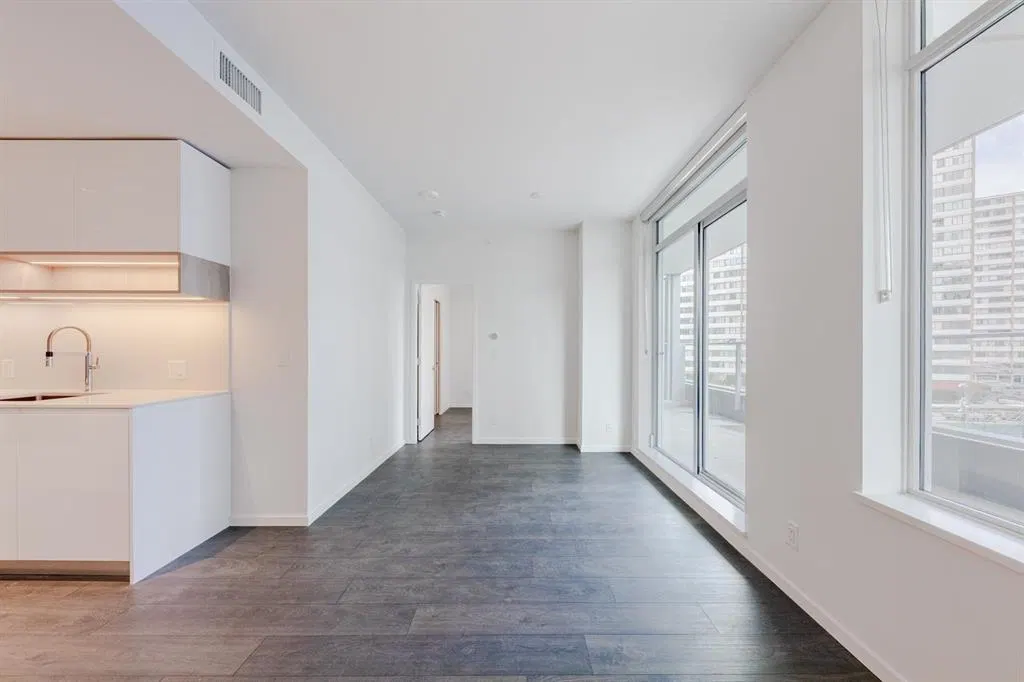 Photo 5 of 38 at #203 – 6788 Minoru Boulevard