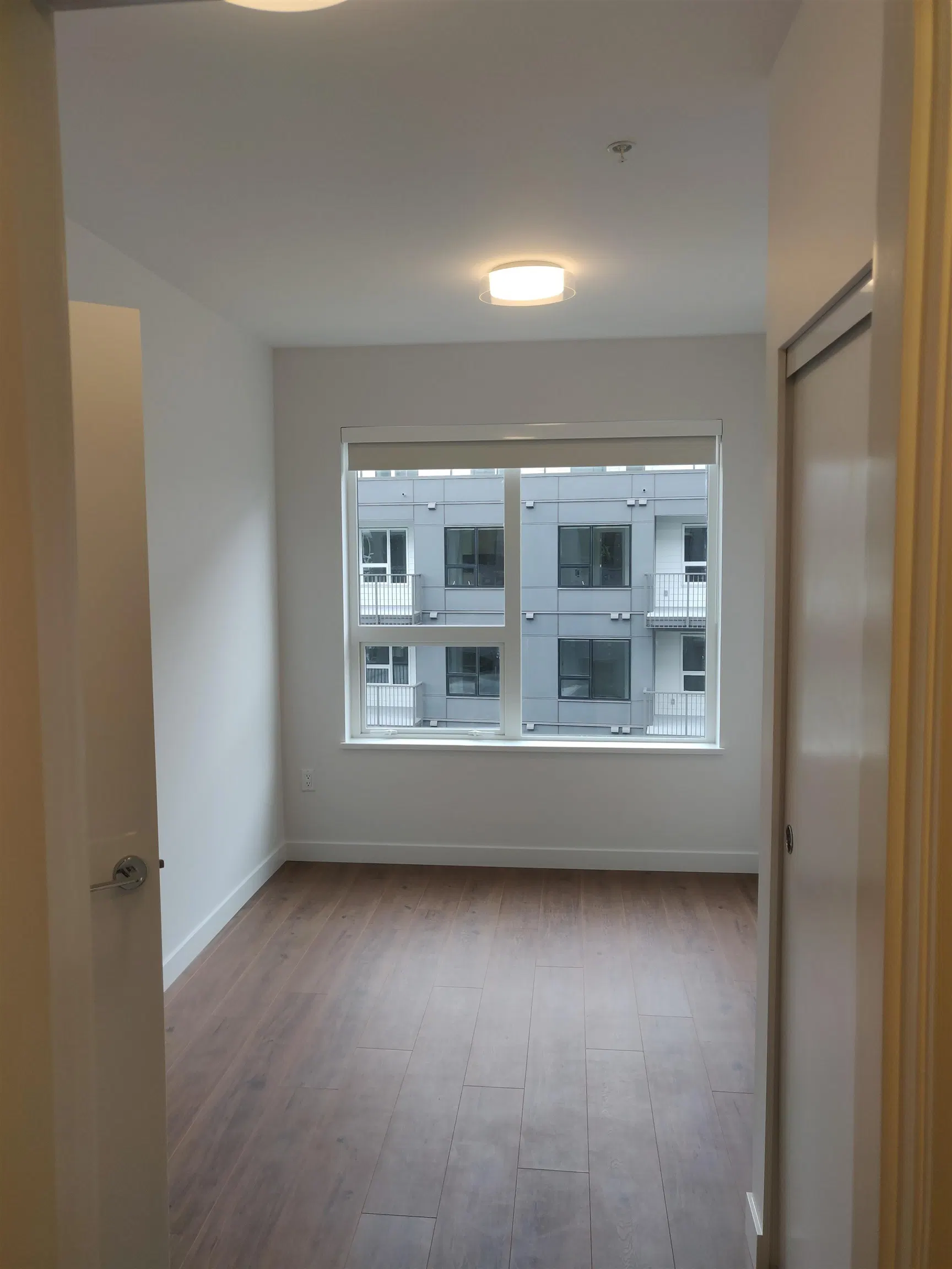 #414 – 645 Como Lake Avenue