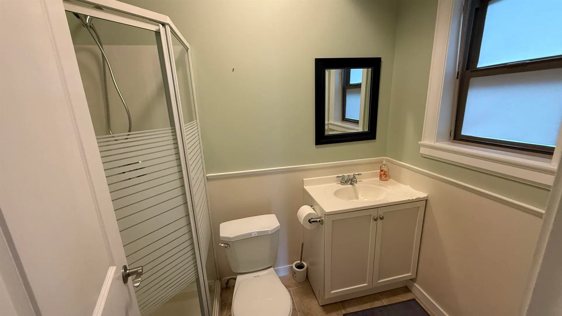 Photo 5 of 5 at Garden Suite – 4460 Westminster Highway