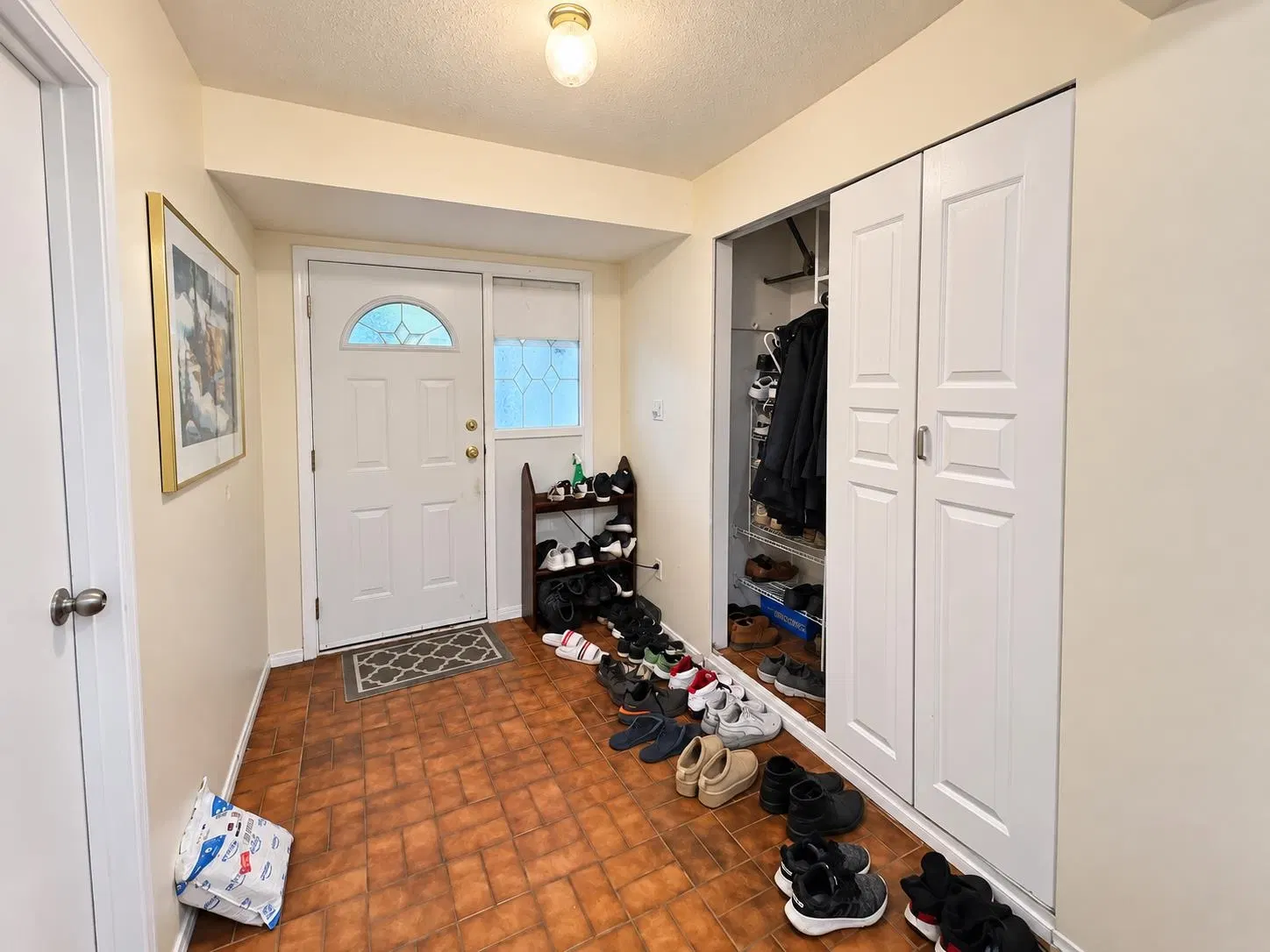 Photo 2 of 32 at 15097 95 Avenue