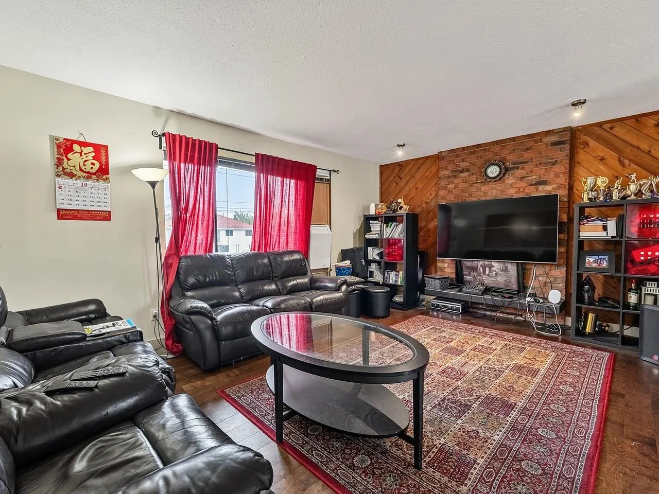 Photo 4 of 32 at 15097 95 Avenue