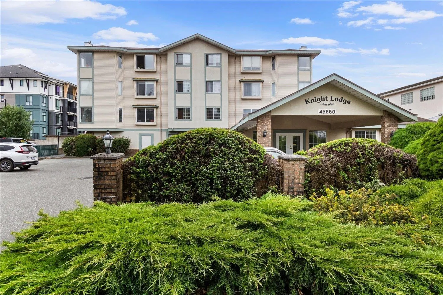 Photo 1 of 40 at #306 – 45660 Knight Road