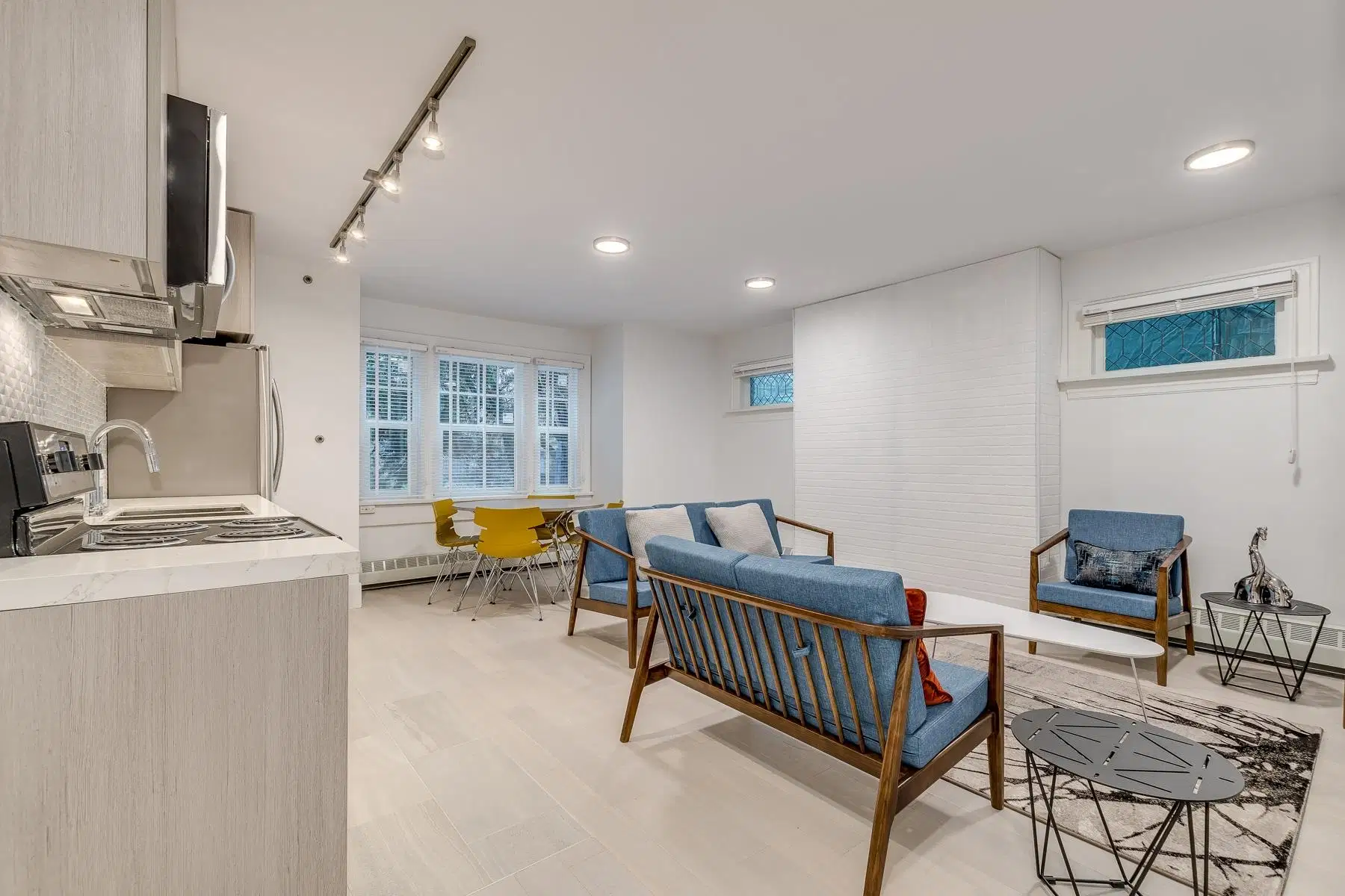 #101 – 1425 Haro Street