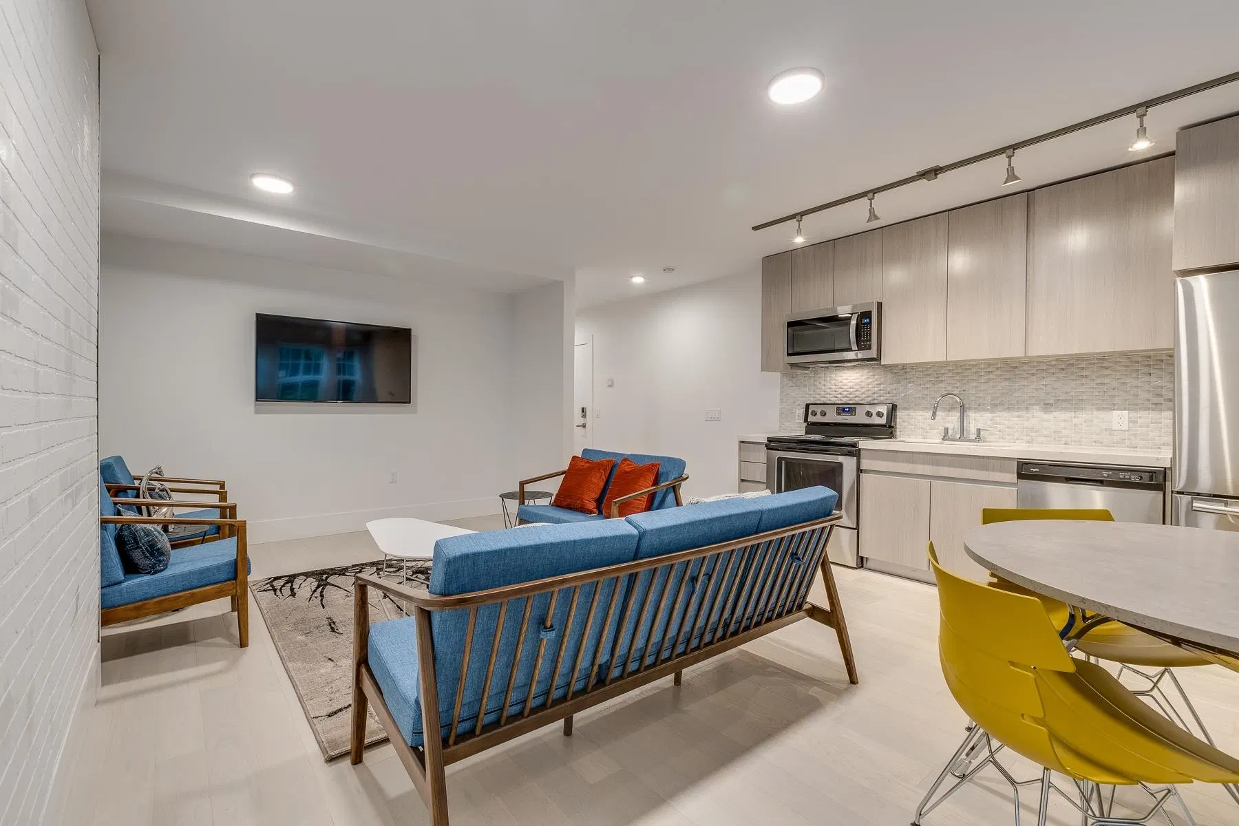Photo 2 of 22 at #101 – 1425 Haro Street