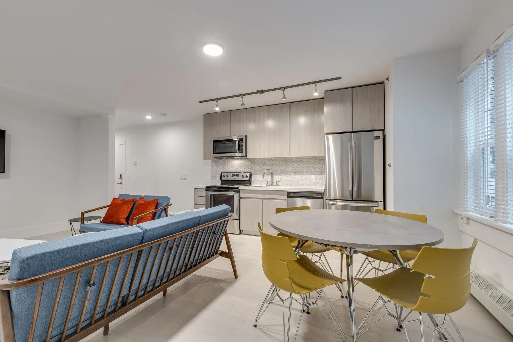 Photo 3 of 22 at #101 – 1425 Haro Street