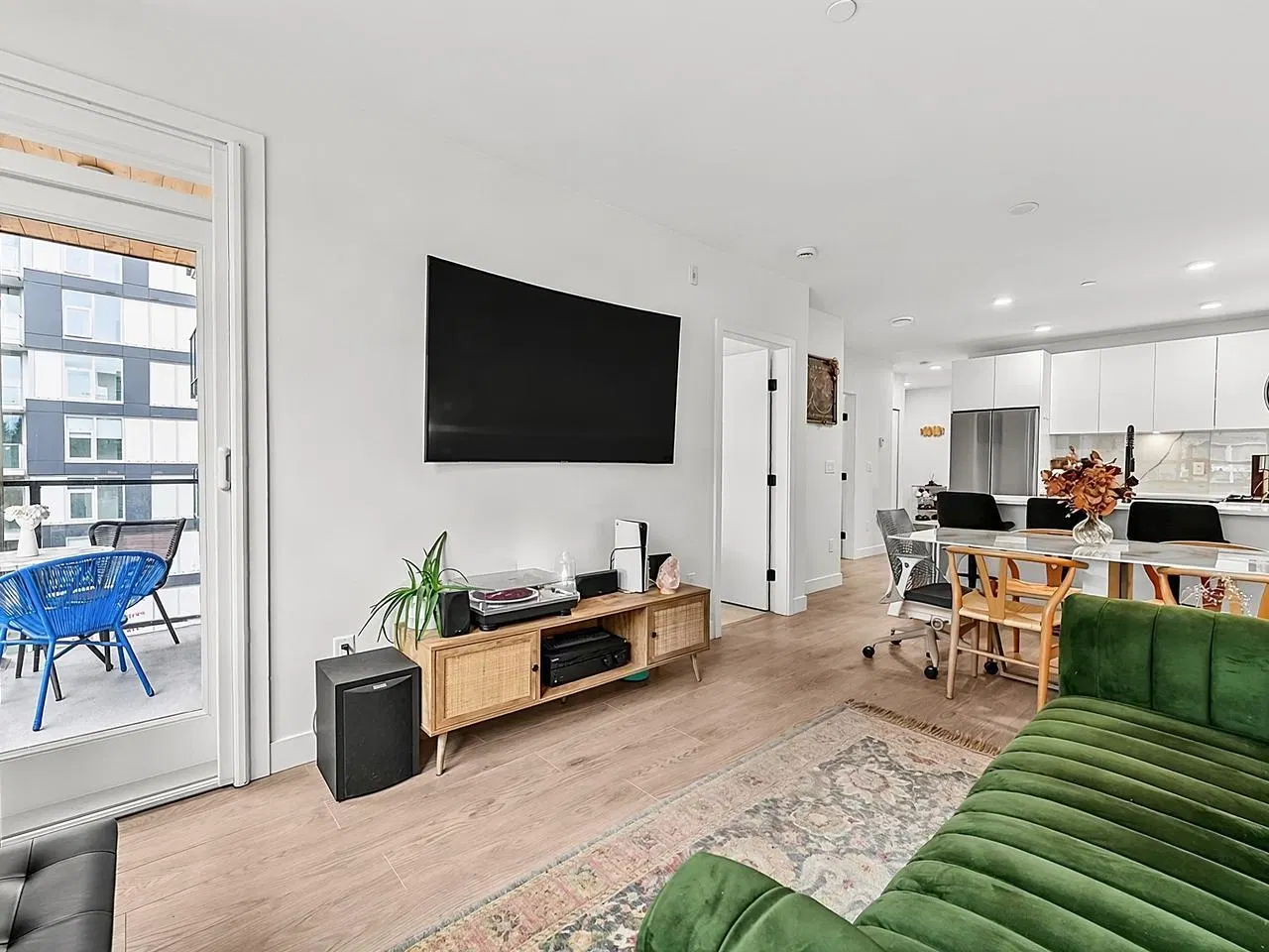 Photo 4 of 32 at #421 – 13238 105 Avenue