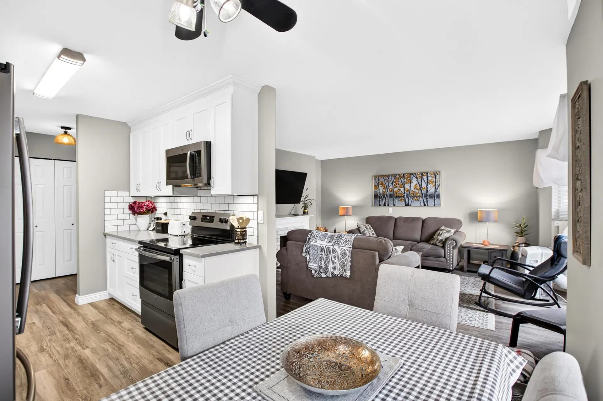 Photo 4 of 33 at #23 – 12296 224th Street