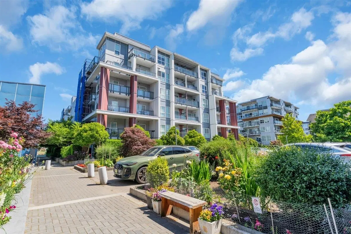 Photo 1 of 27 at #503 – 10033 River Drive