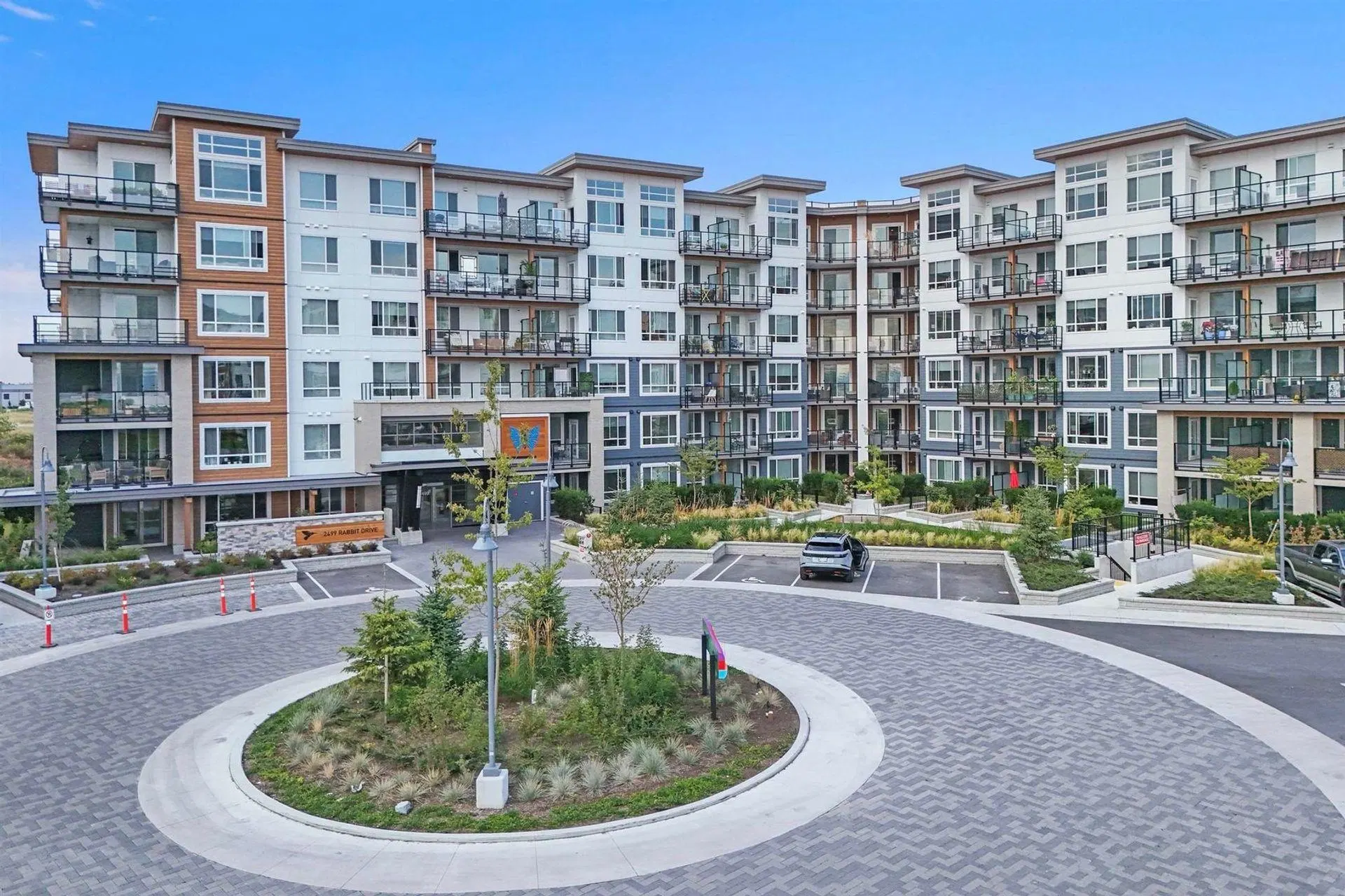 #402 – 2499 Rabbit Drive