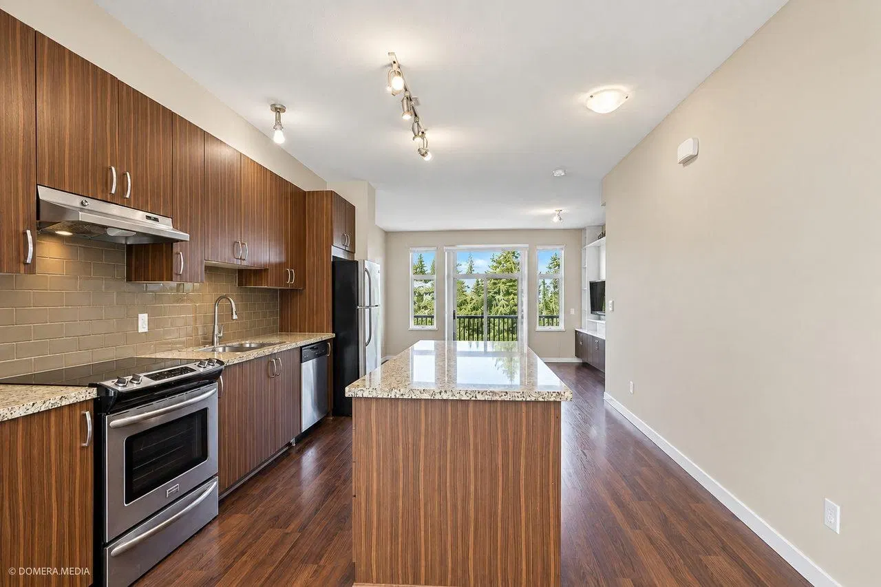Photo 5 of 20 at #29 – 10415 Delsom Crescent