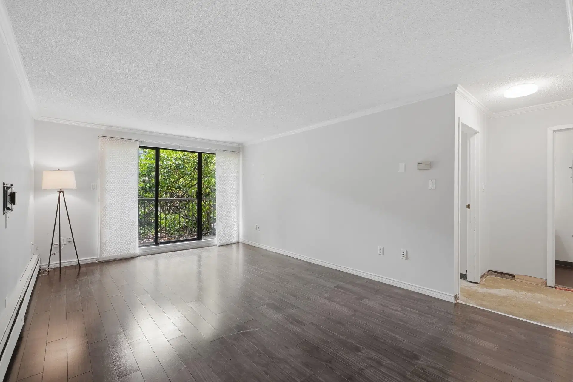 #210 – 466 Eighth Avenue