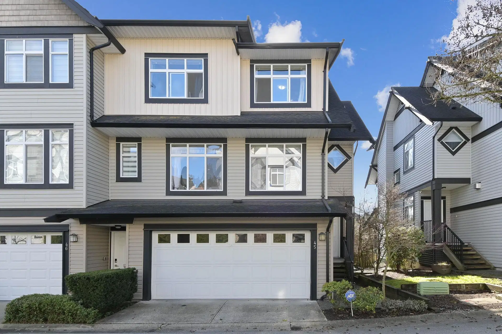 #45 – 19932 70 Avenue