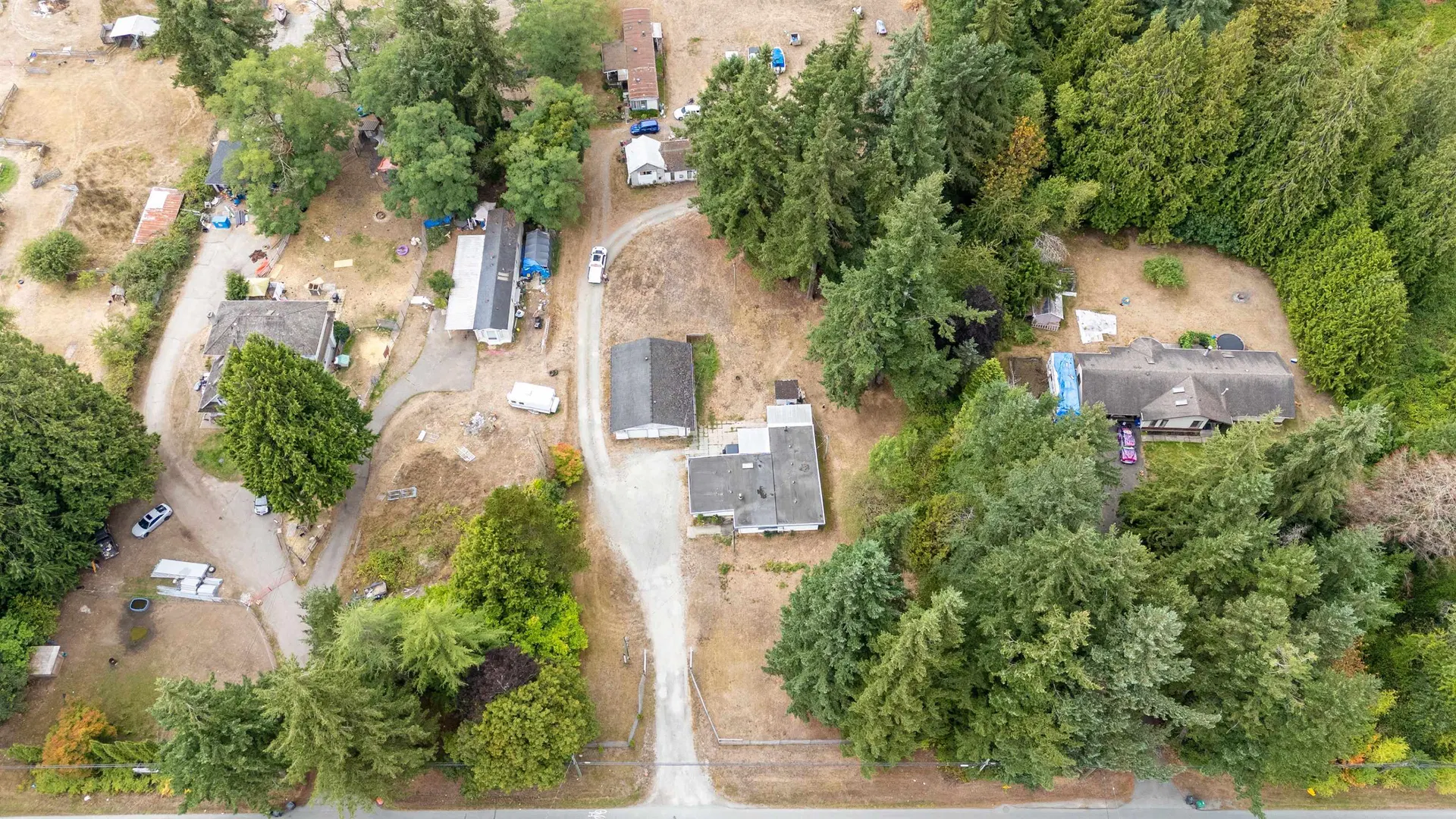 Photo 5 of 7 at 2185 200 Street