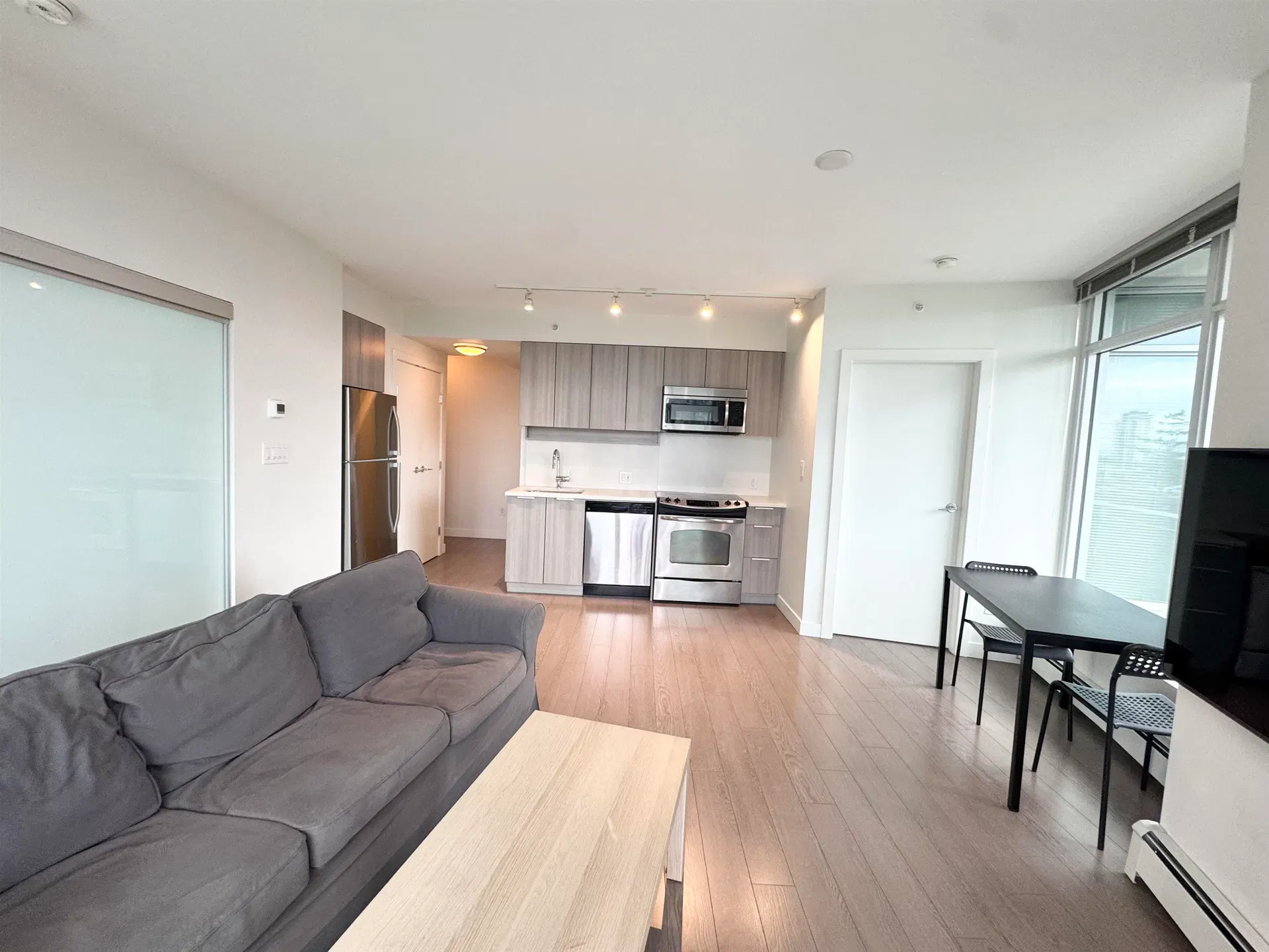 Photo 5 of 27 at #1112 – 13308 Central Avenue