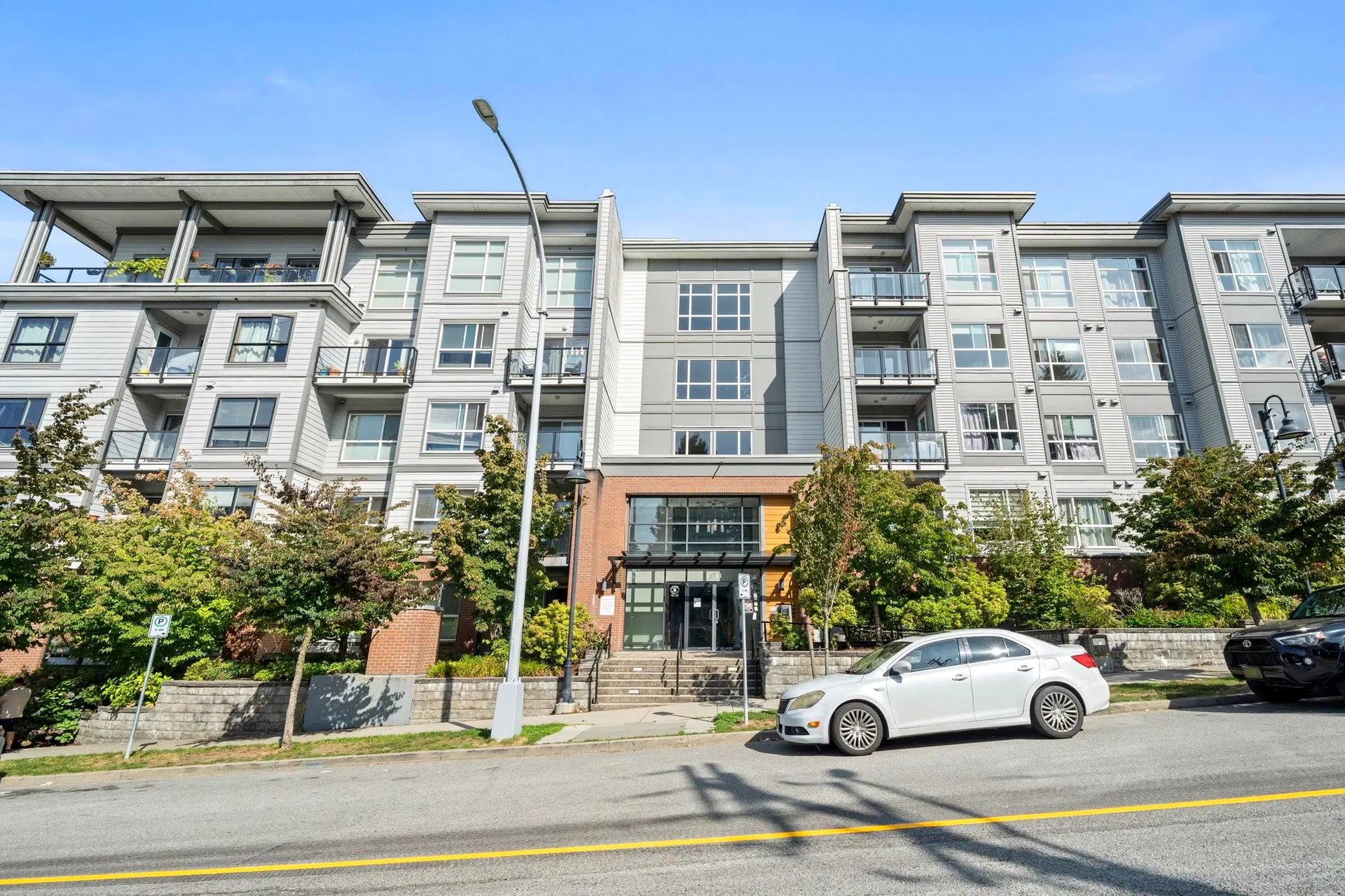 #216 – 13733 107a Avenue