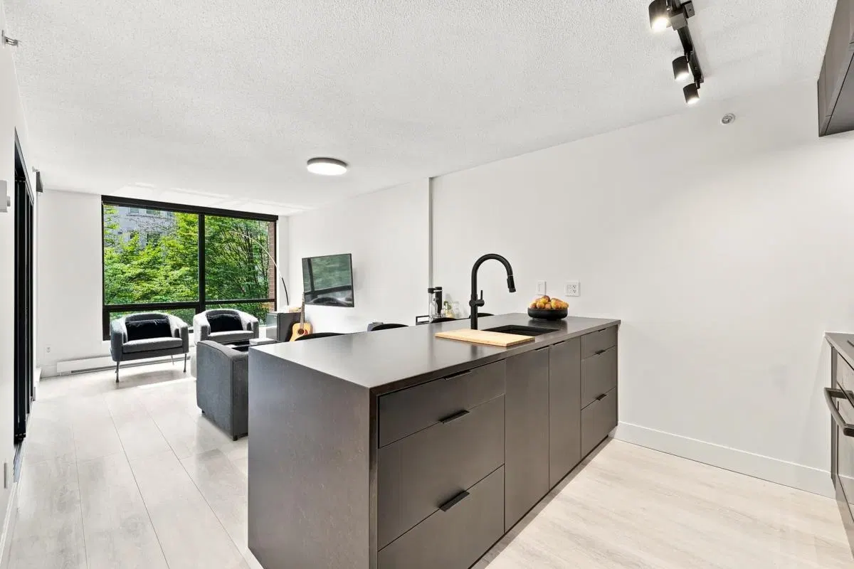Photo 1 of 27 at #212 – 1082 Seymour Street