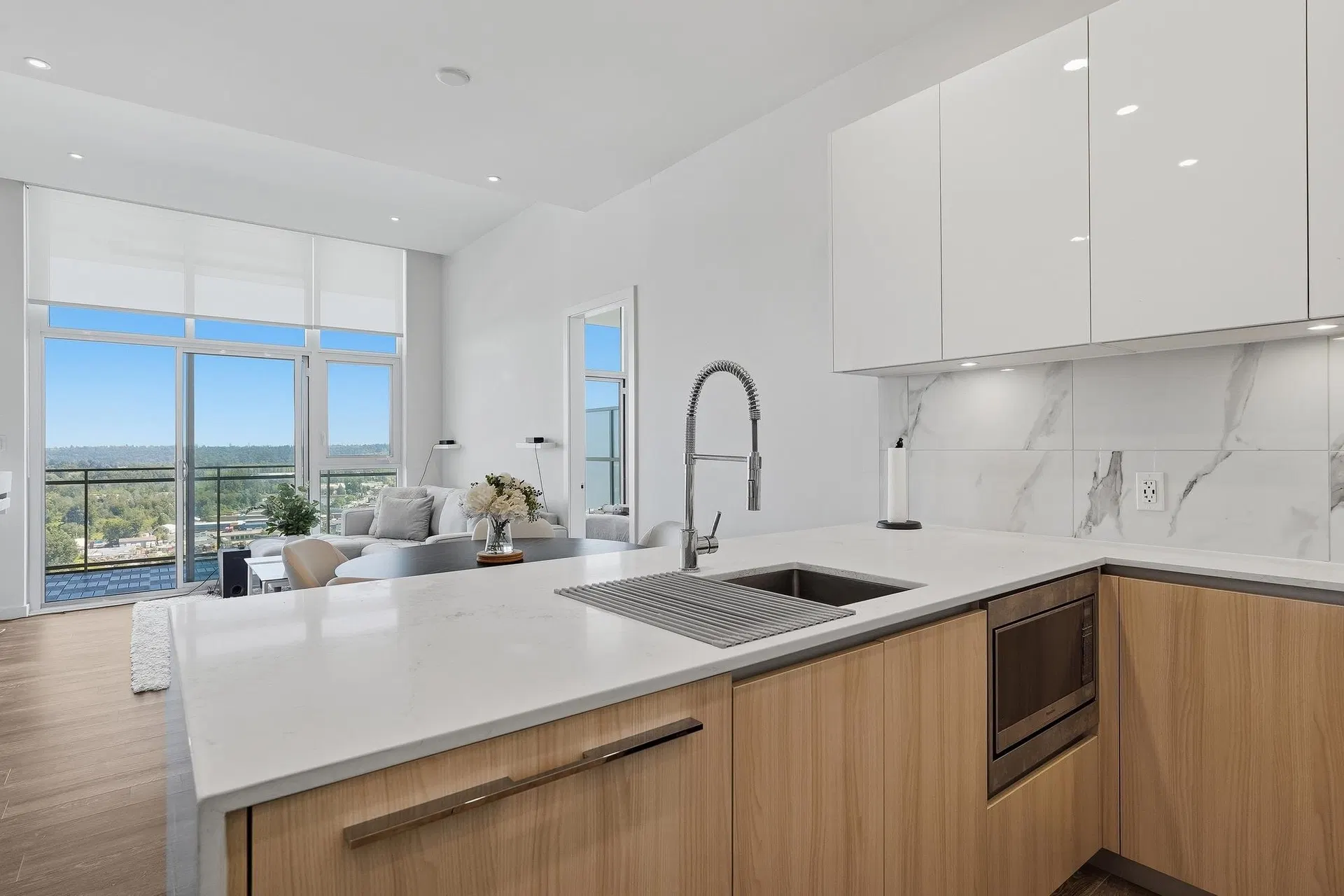 Photo 1 of 32 at #2503 – 5311 Goring Street