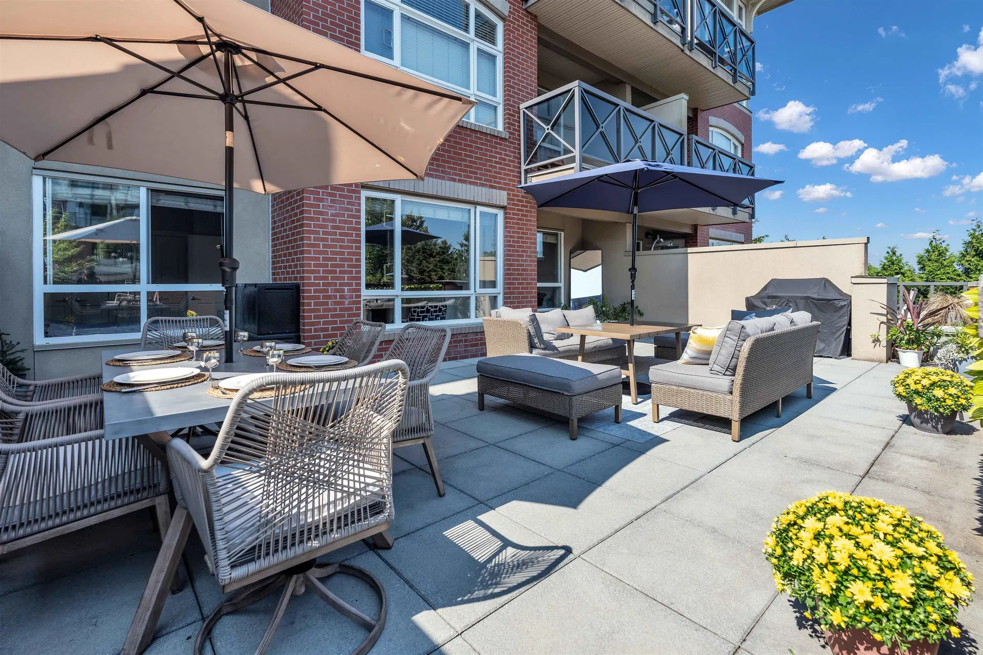 #223 – 2970 King George Boulevard