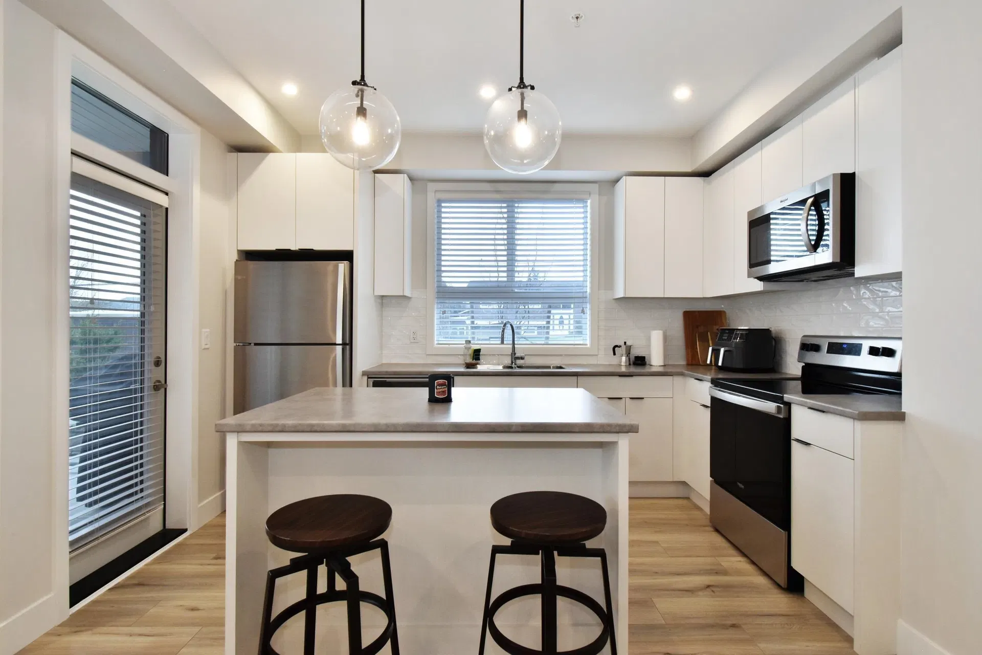 Photo 3 of 11 at #112 – 1514 Mccallum Road