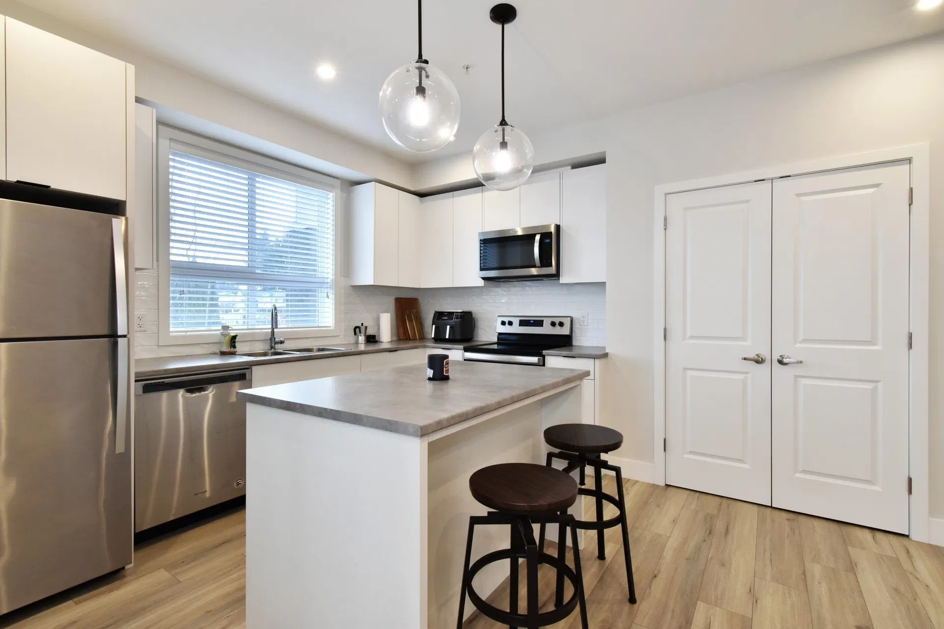 Photo 4 of 11 at #112 – 1514 Mccallum Road