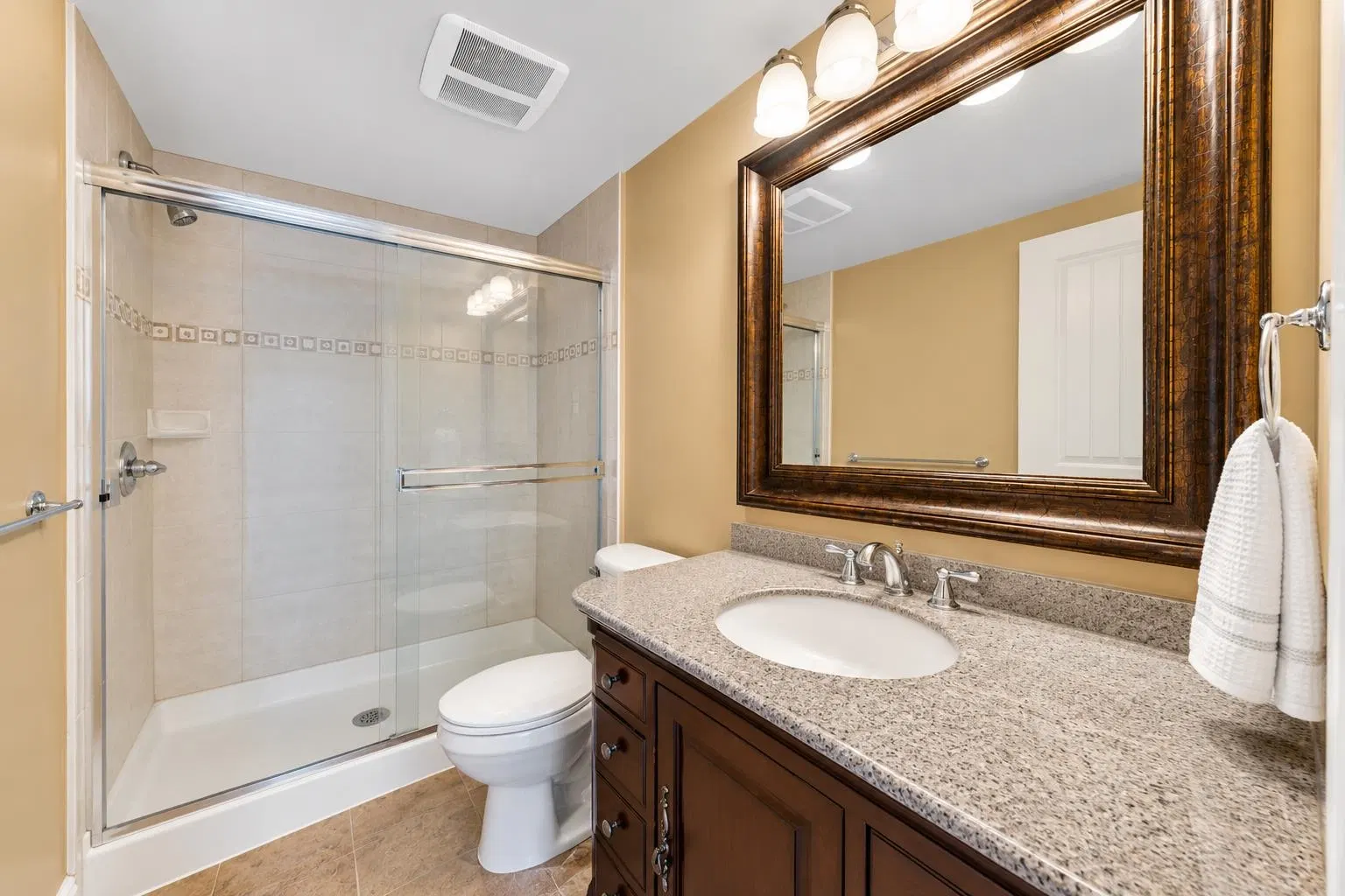 Photo 5 of 17 at #309 – 2955 Diamond Crescent