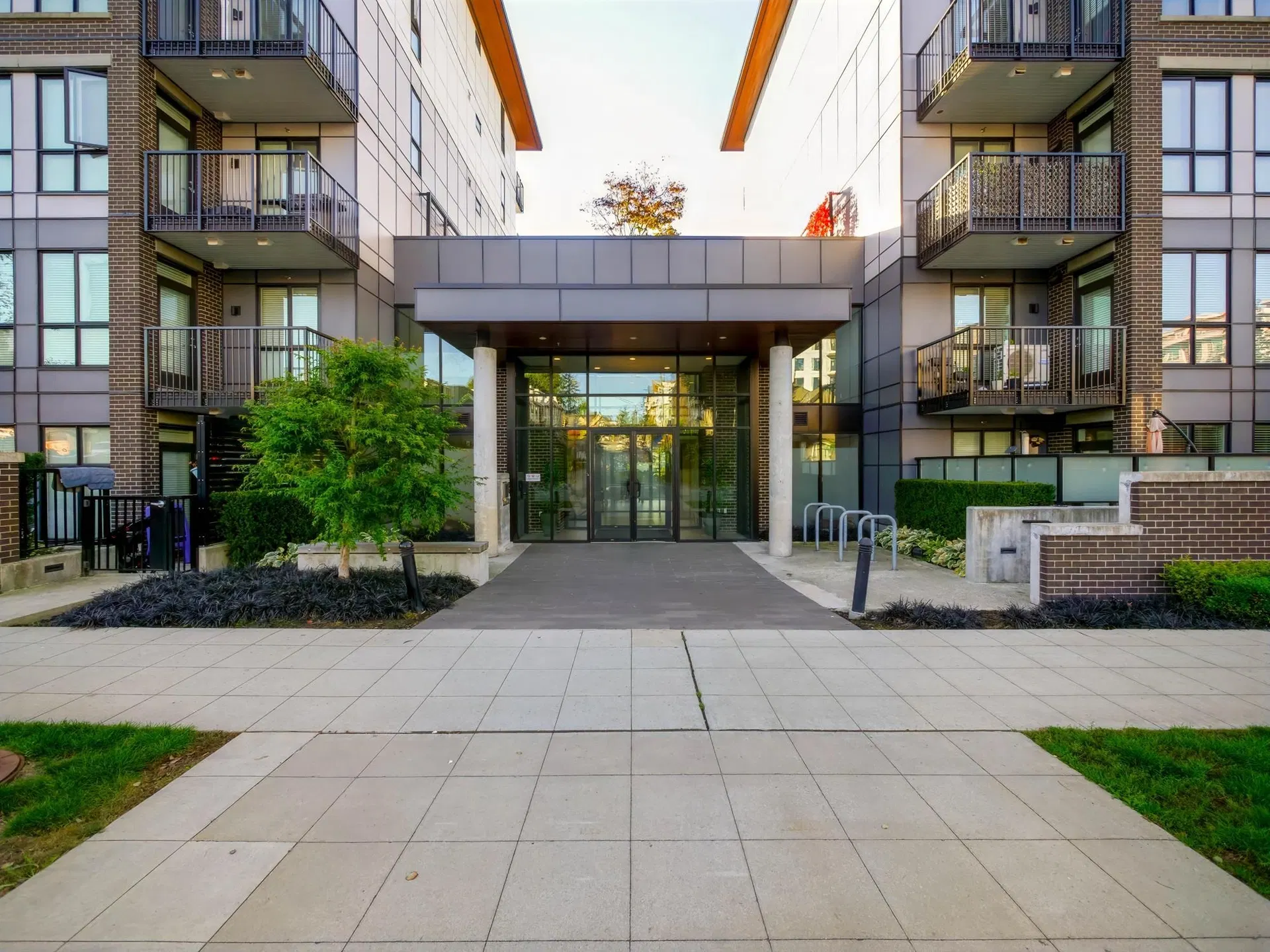 Photo 2 of 26 at #406 – 750 Dogwood Street