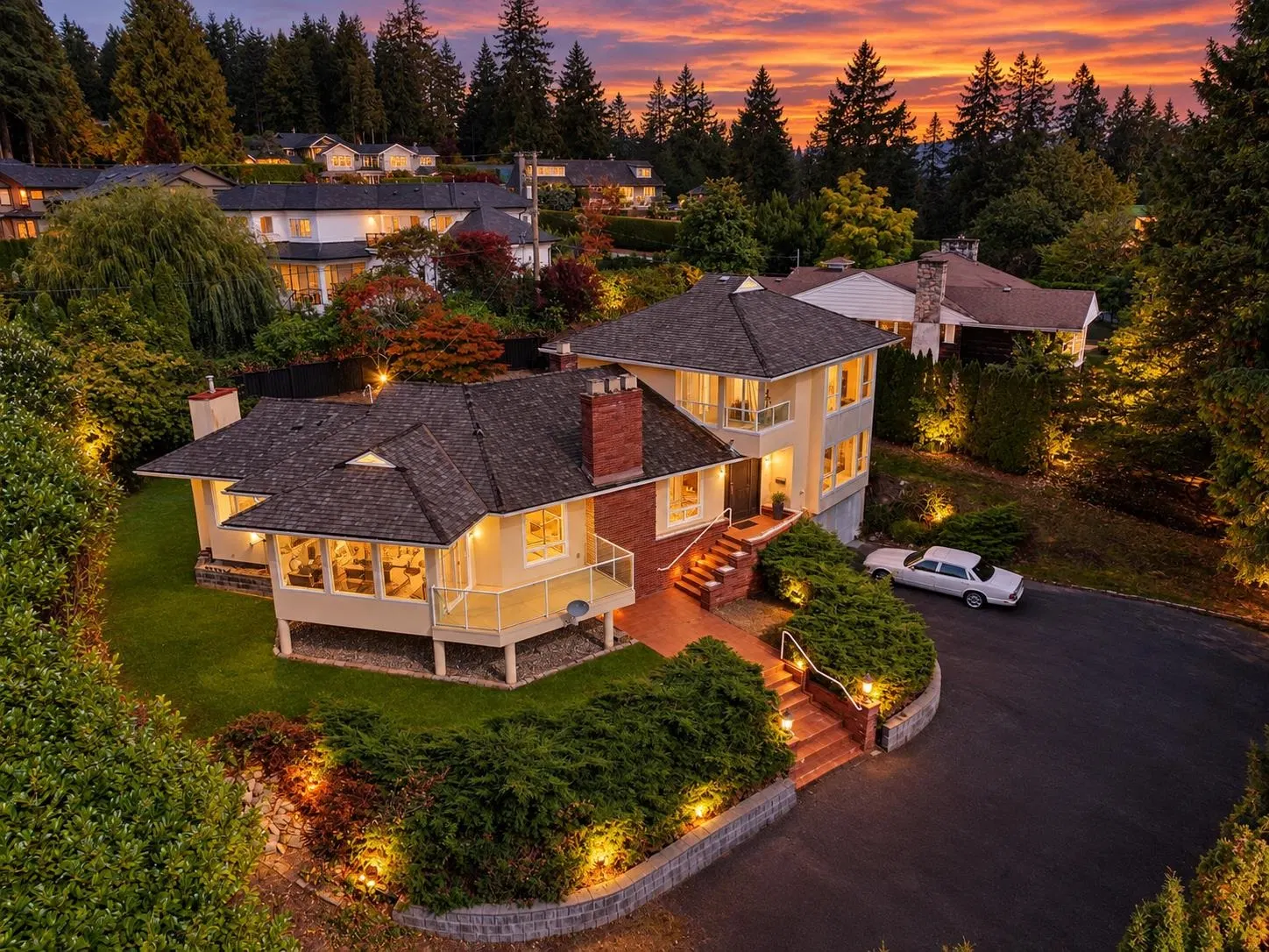 Photo 1 of 40 at 535 Stevens Drive
