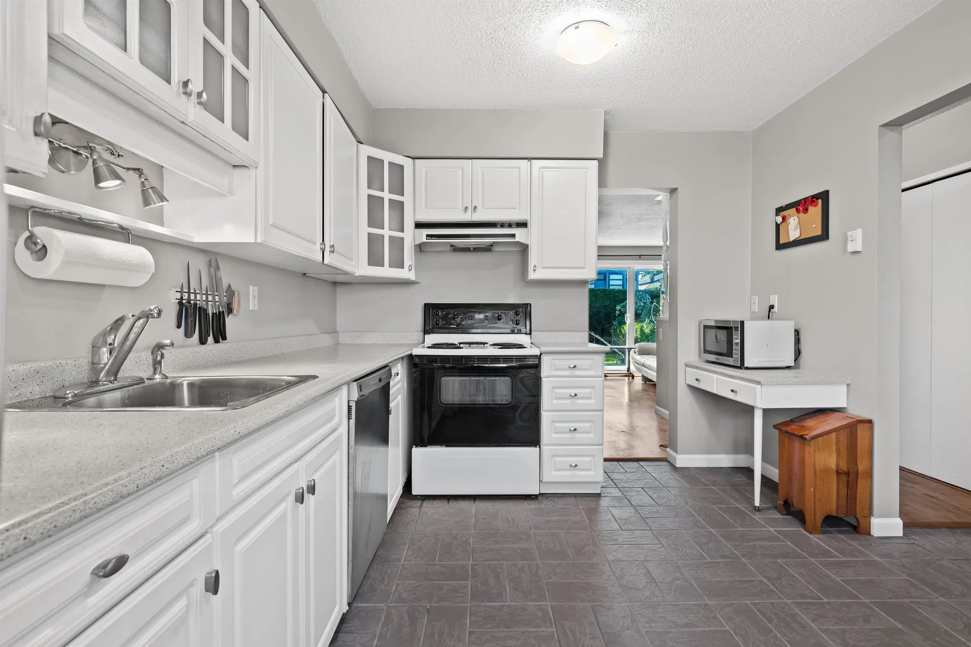 Photo 4 of 24 at #42 – 3151 Springfield Drive