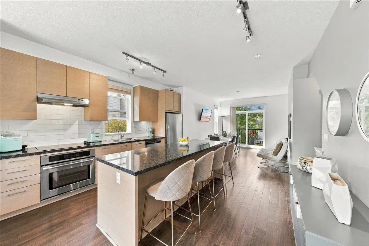 Photo 3 of 35 at #51 – 10489 Delsom Crescent