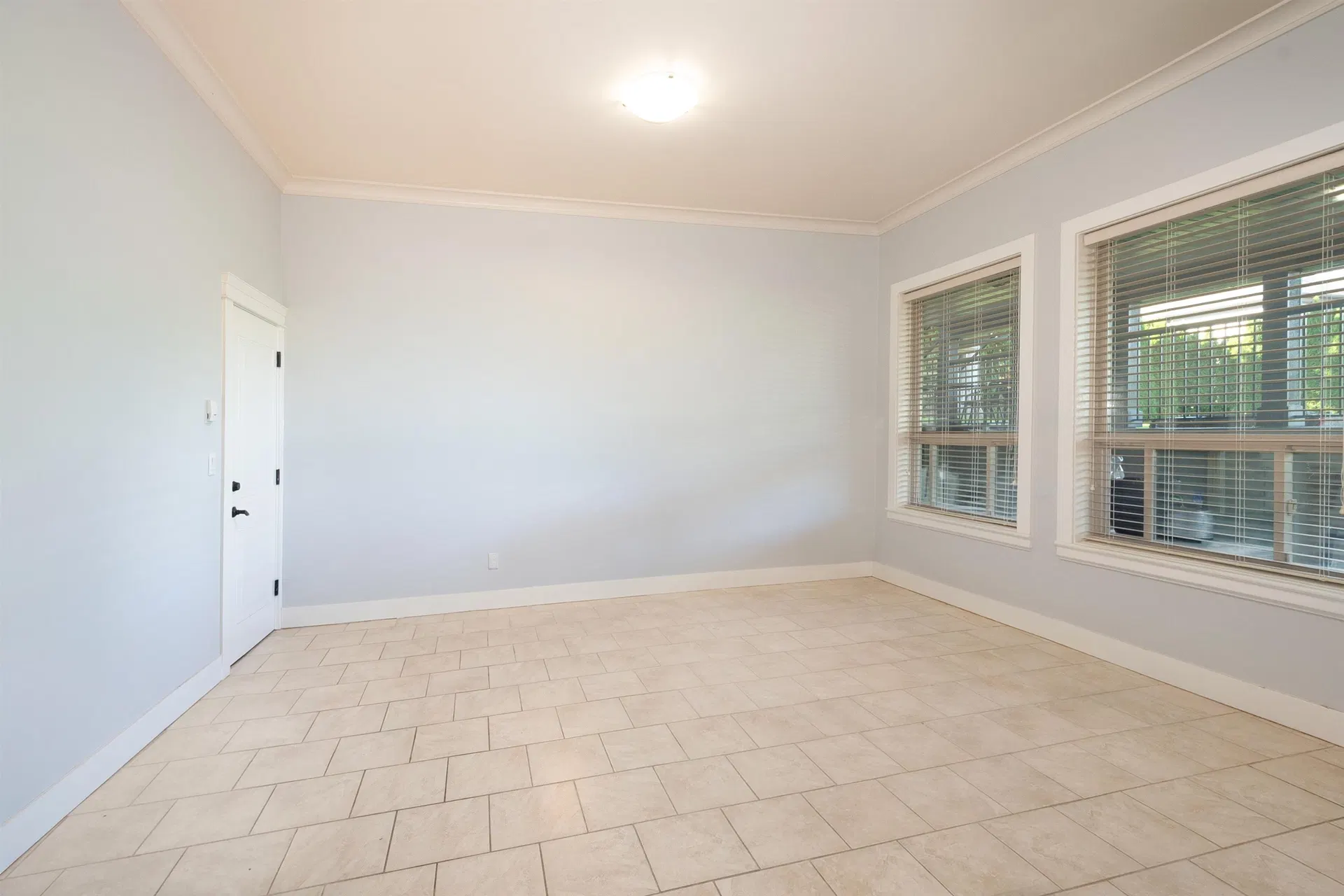 Photo 2 of 9 at Lower Suite 2 – 17551 Abbey Drive