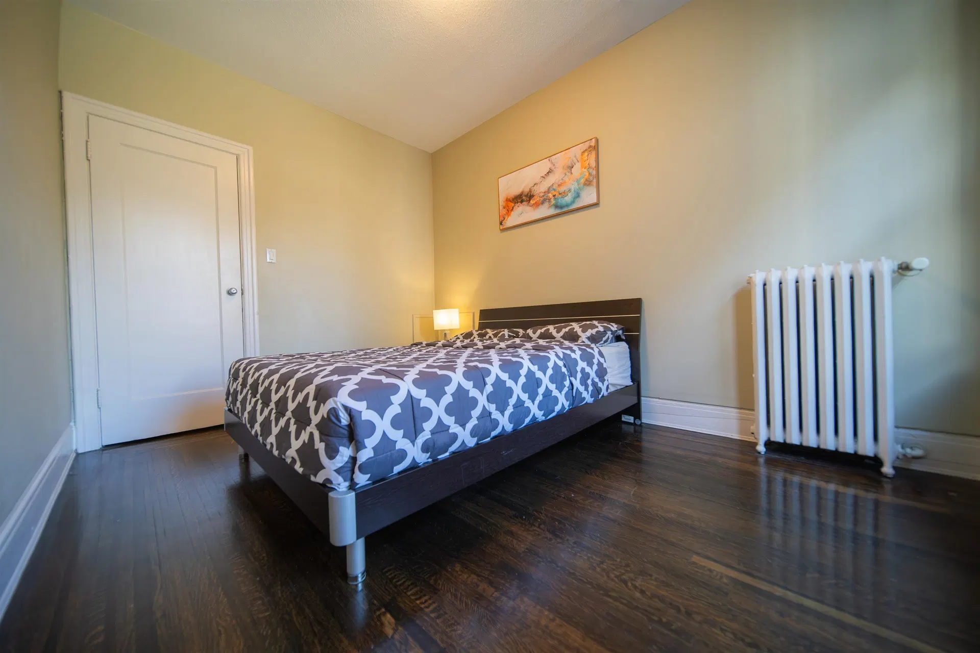 Photo 3 of 13 at #4 – 935 Jervis Street