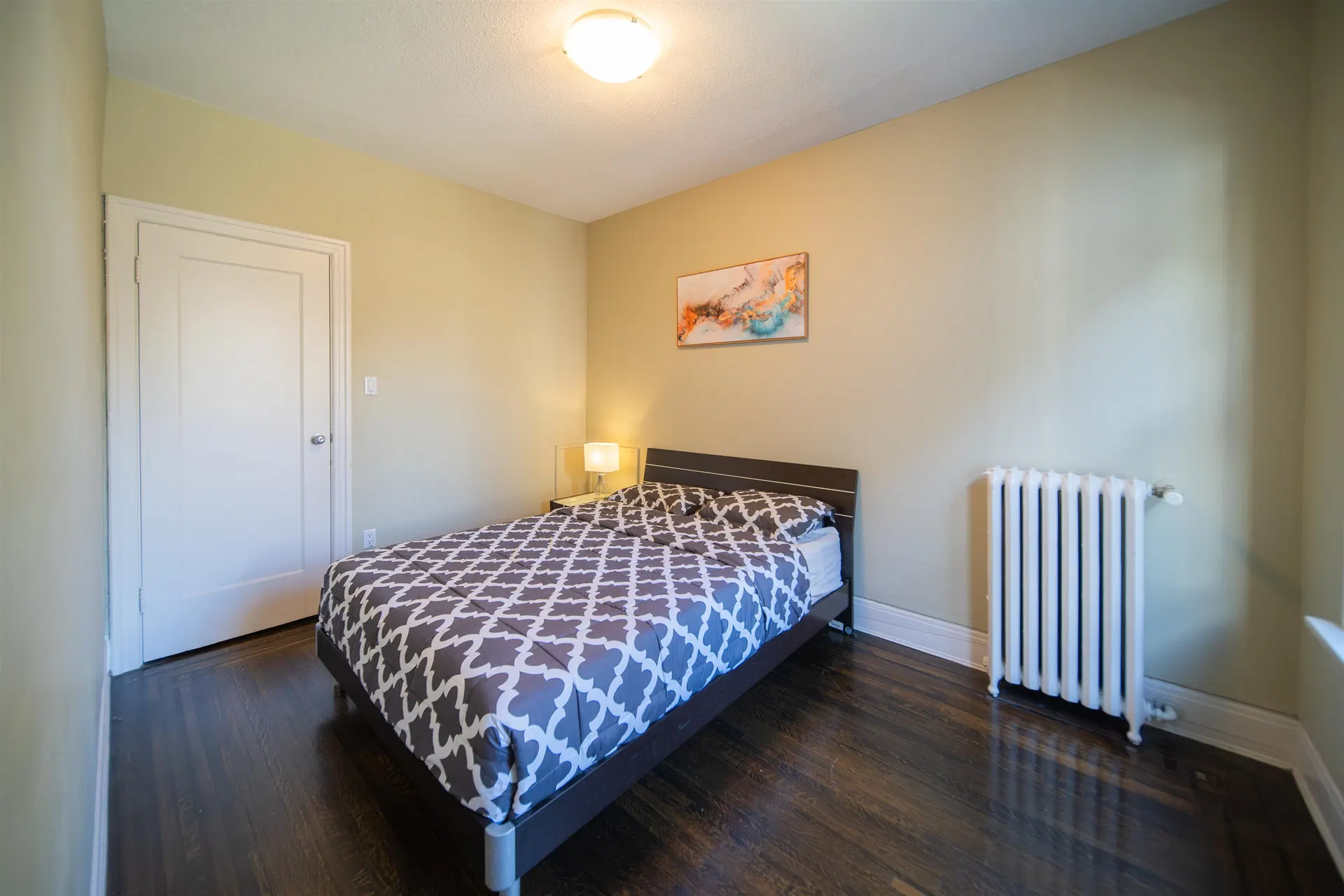 Photo 4 of 13 at #4 – 935 Jervis Street