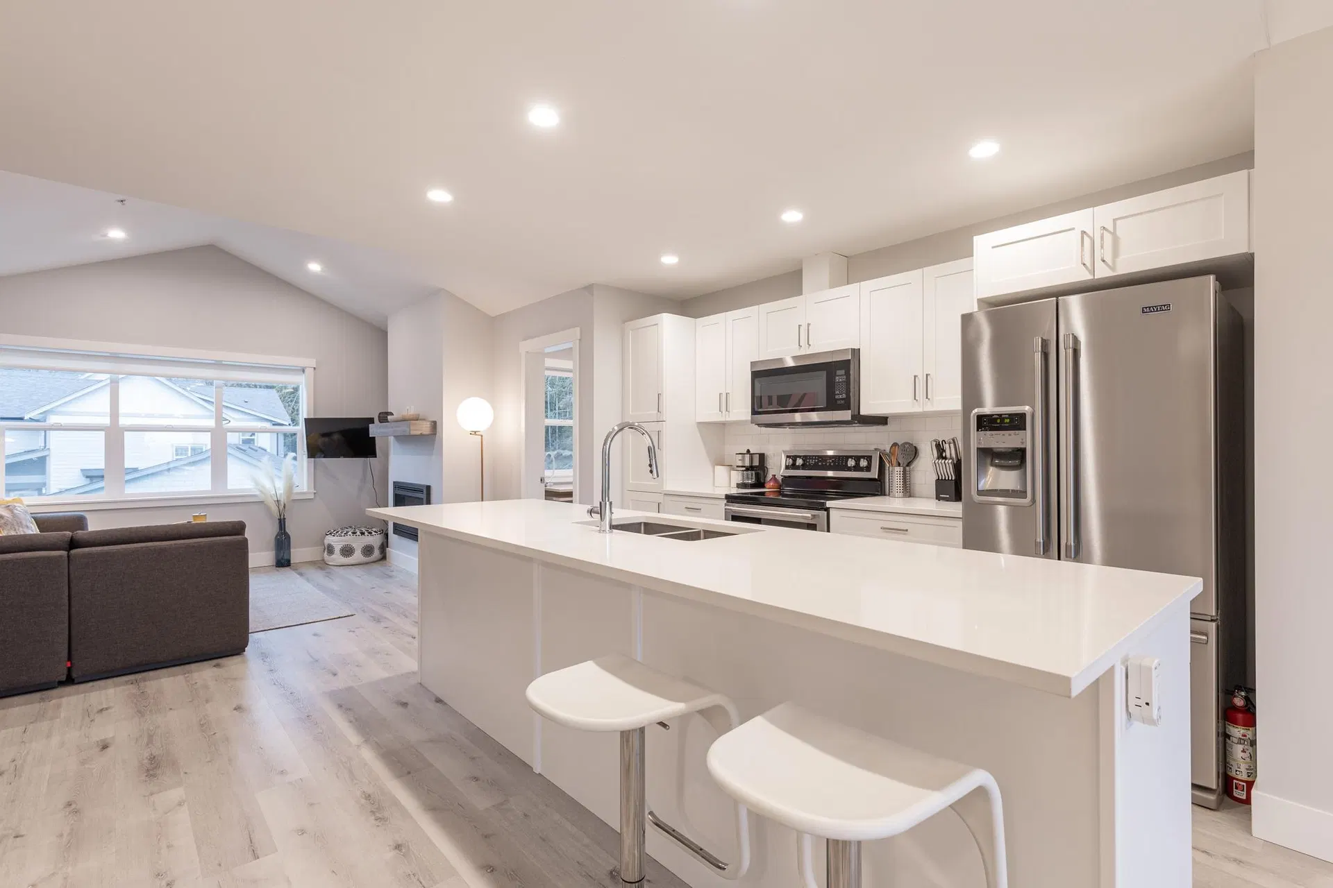 #1 – 950 Woodsworth Road
