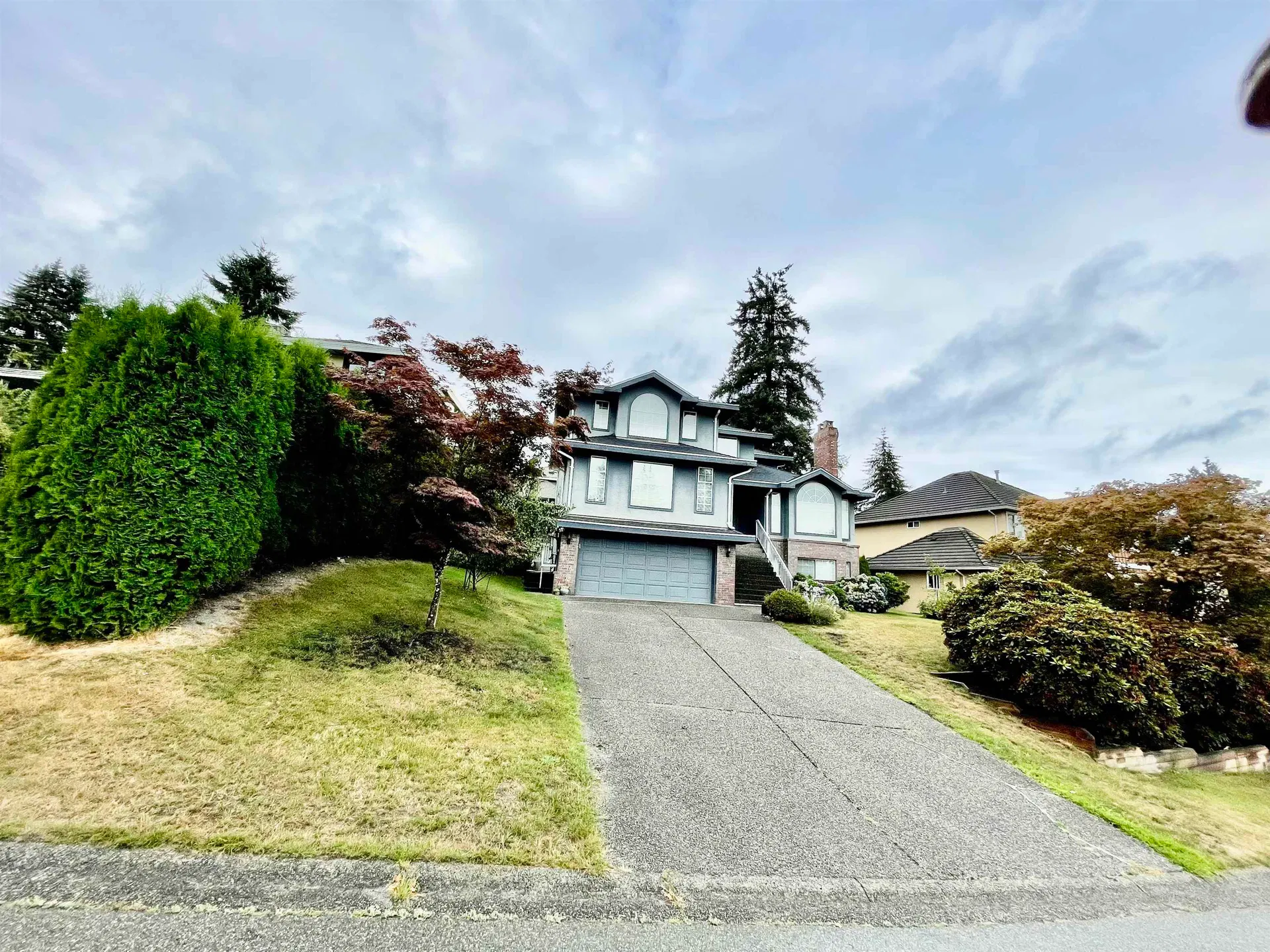Photo 3 of 15 at lower level – 1073x Walnut Close