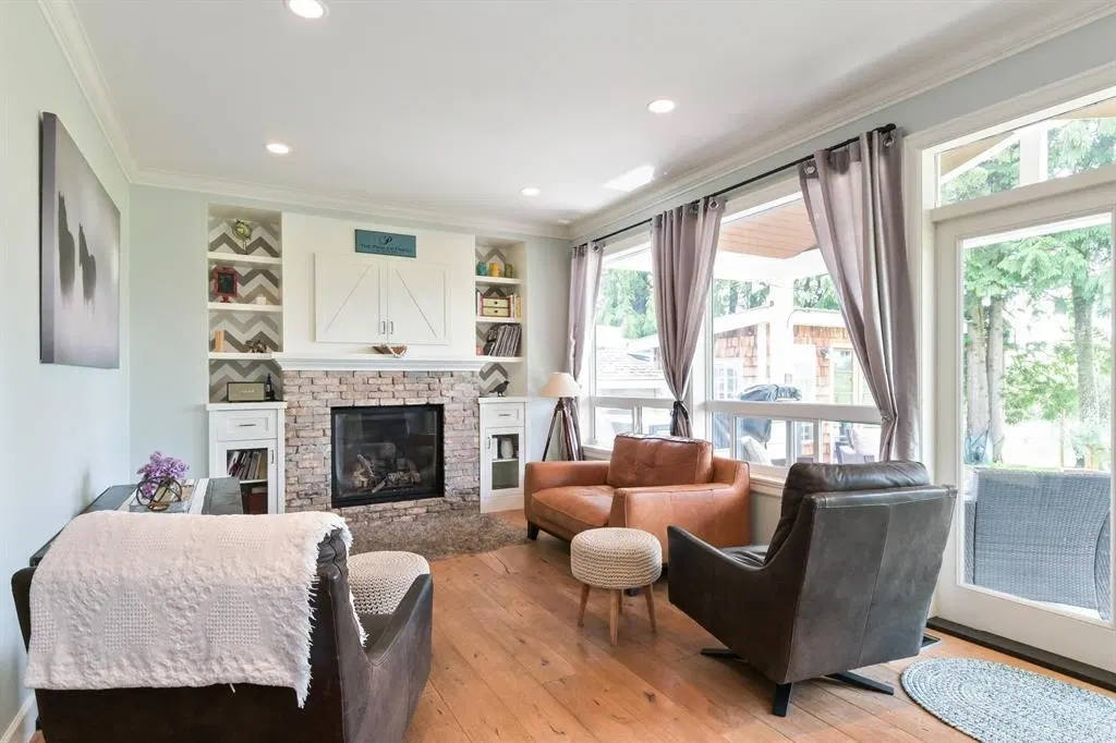 Photo 4 of 39 at 3173 216 Street