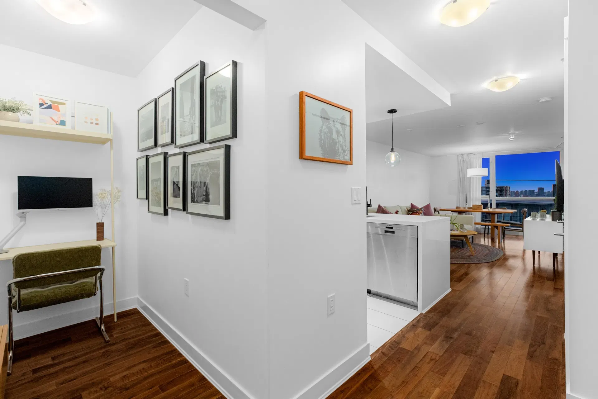 Photo 2 of 31 at #603 – 160 W 3rd Street