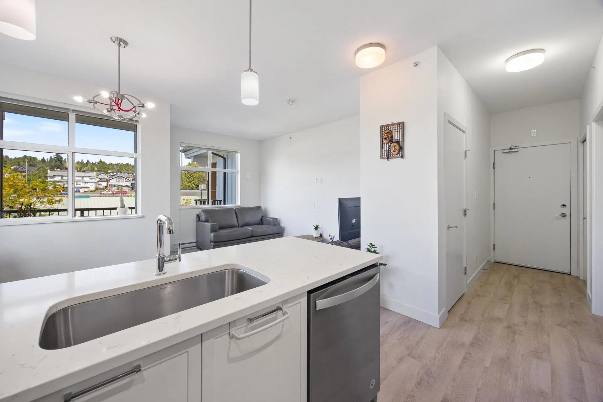 Photo 3 of 28 at #417 – 828 Gauthier Avenue