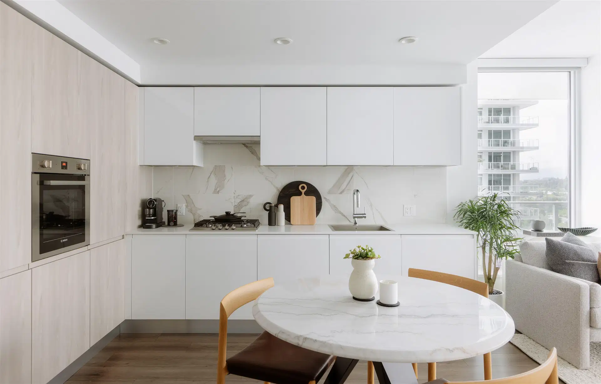 #1402 – 3888 Evergreen Place