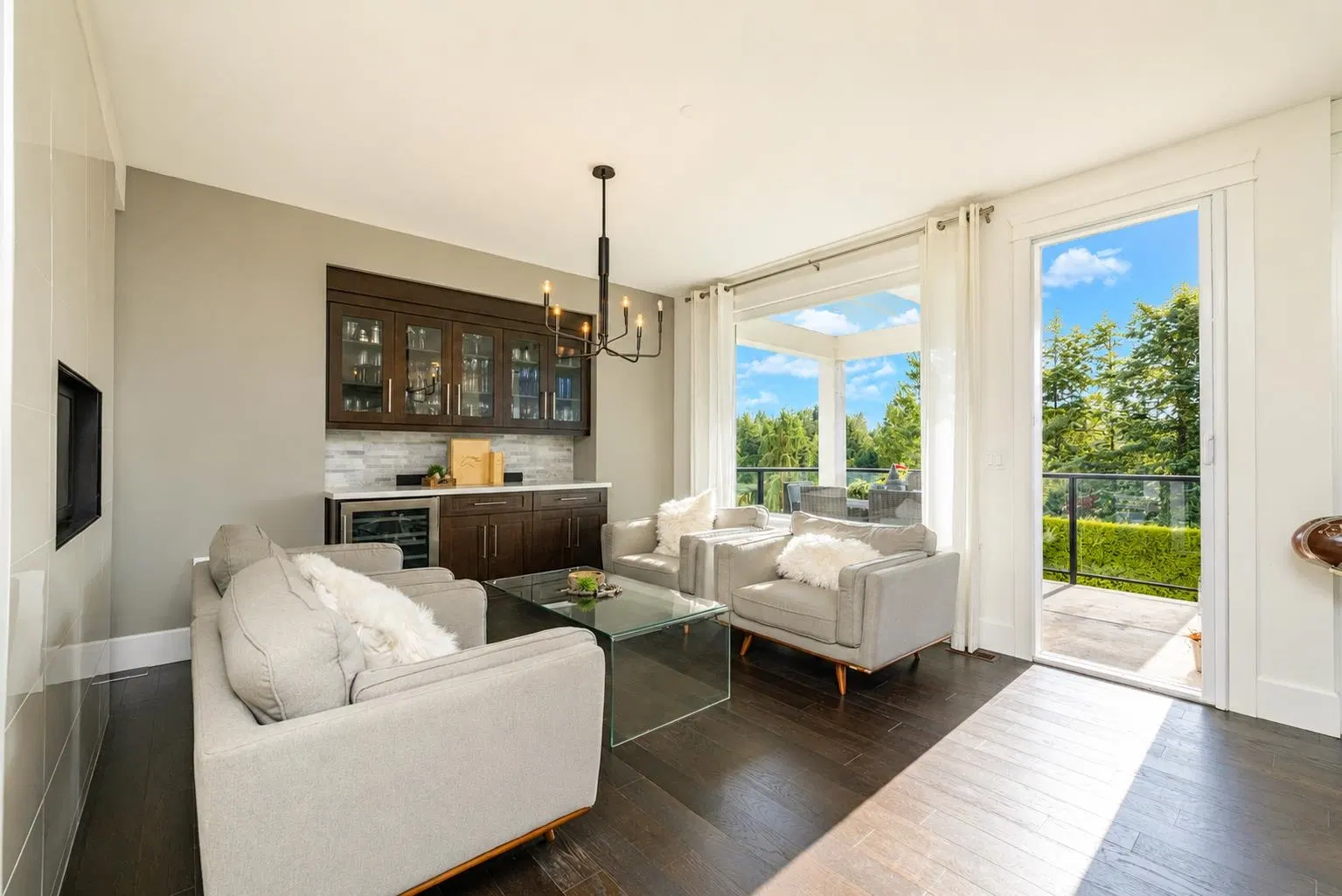 Photo 4 of 39 at #7 – 24455 61 Avenue
